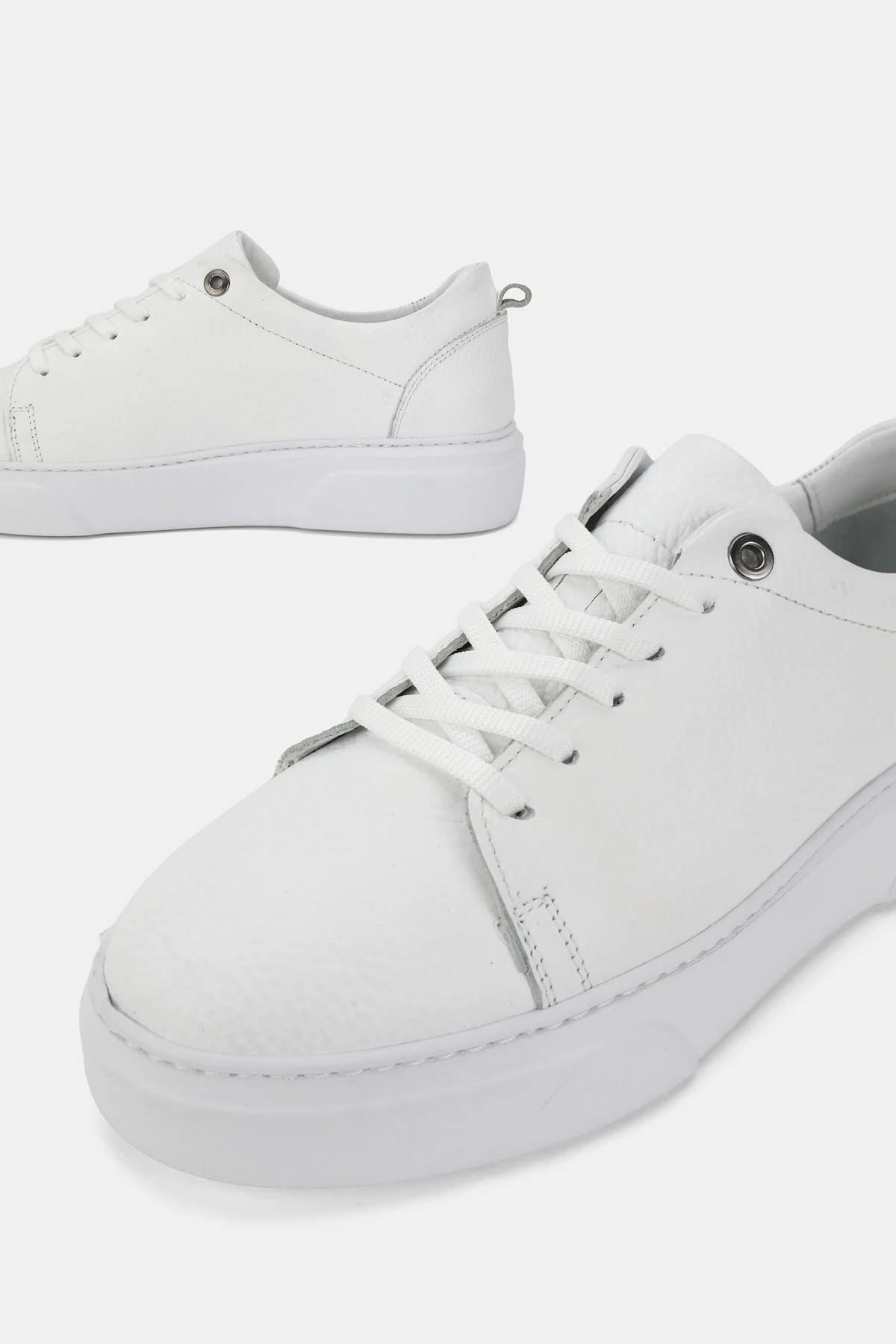 ERKEK BEYAZ HAKİKİ DOĞAL DERİ SNEAKER BAĞCIKLI AYAKKABI