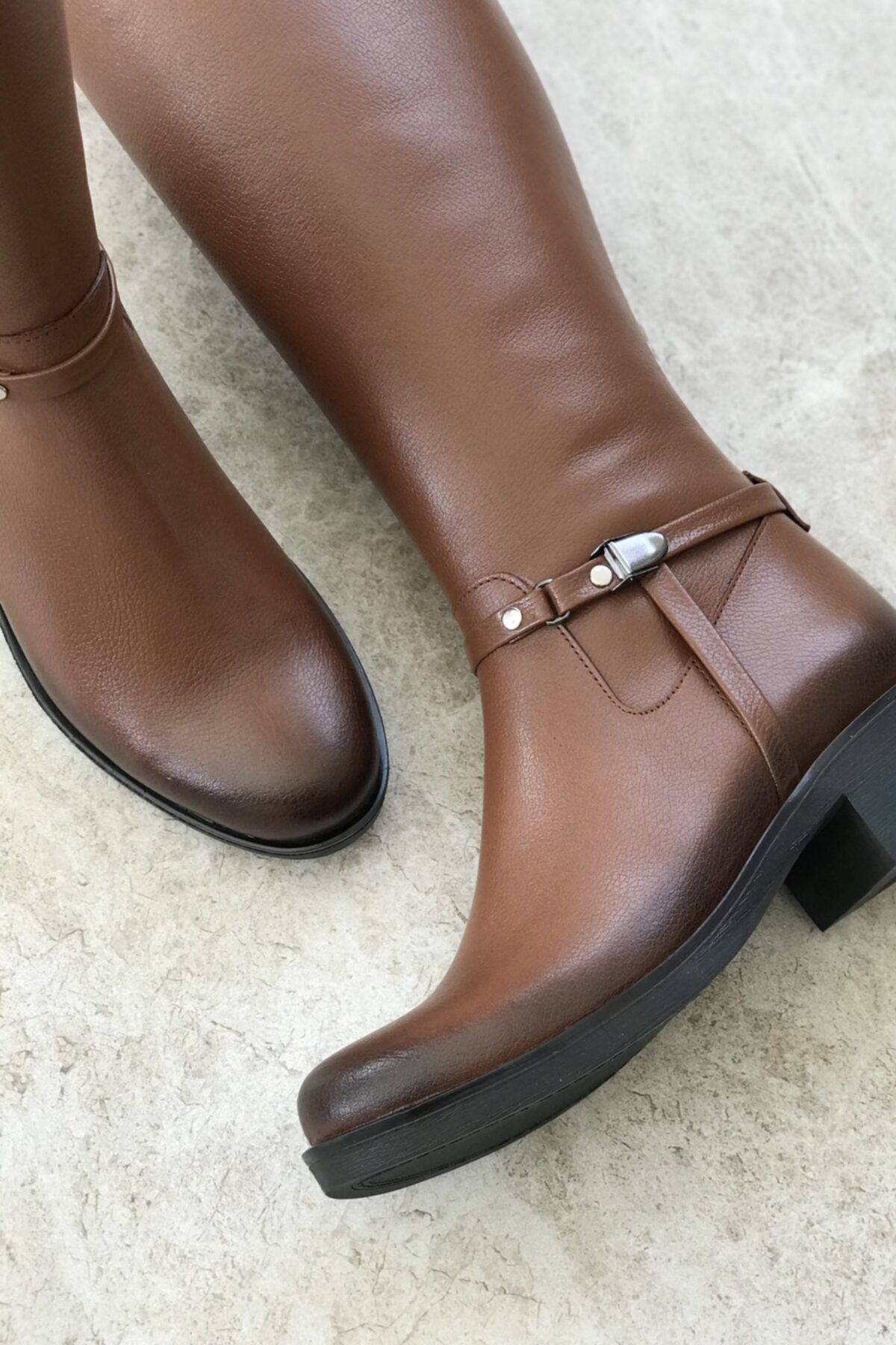 Kadın Siyah Hakiki Deri Çizme