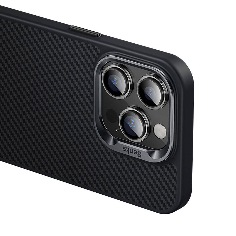 iPhone 14 Pro Max Kılıf Karbon Fiber Magsafe Şarj Özellikli Benks Hybrid ArmorPro 600D Kevlar Kılıf