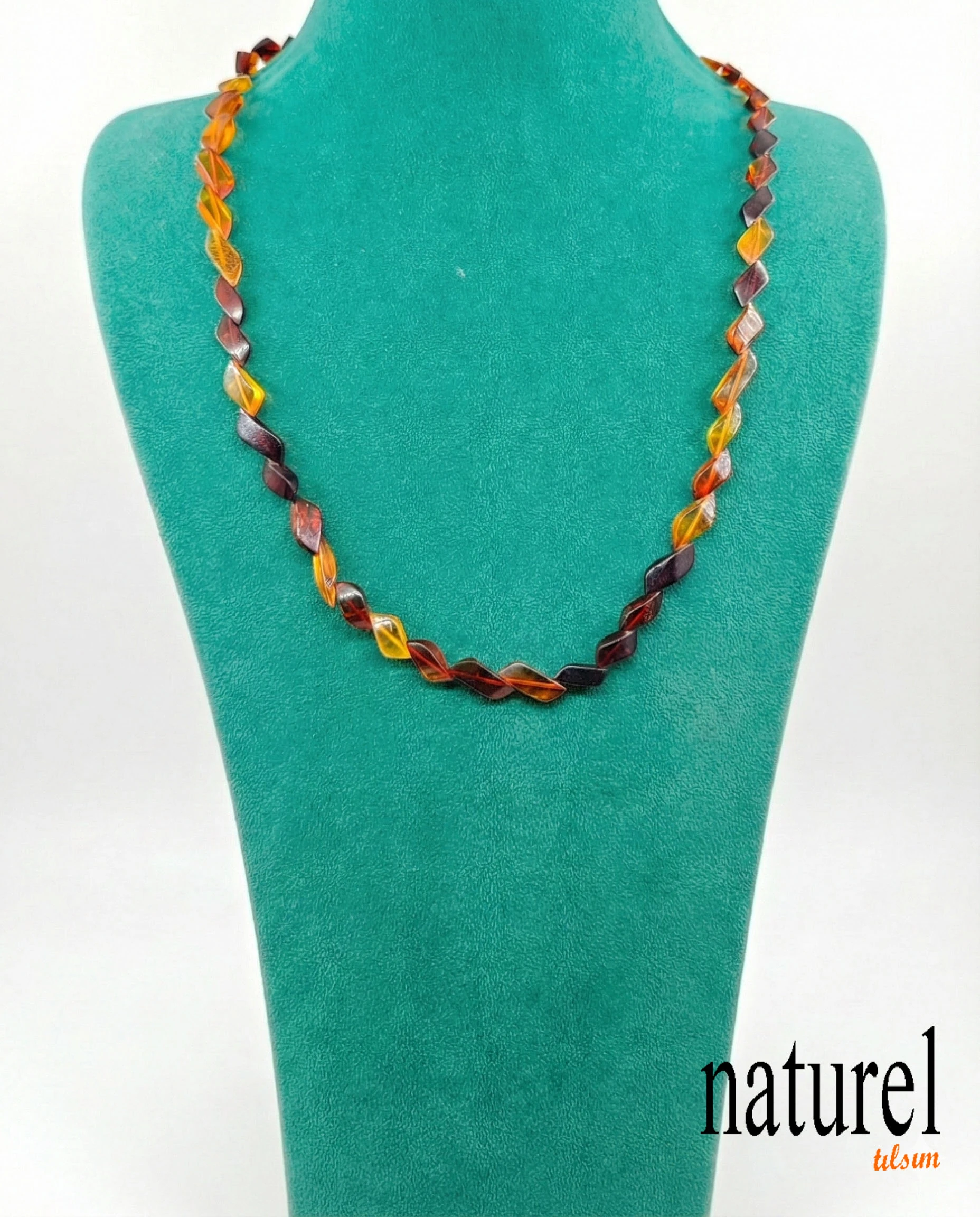 Kehribar Yetişkin Kolye