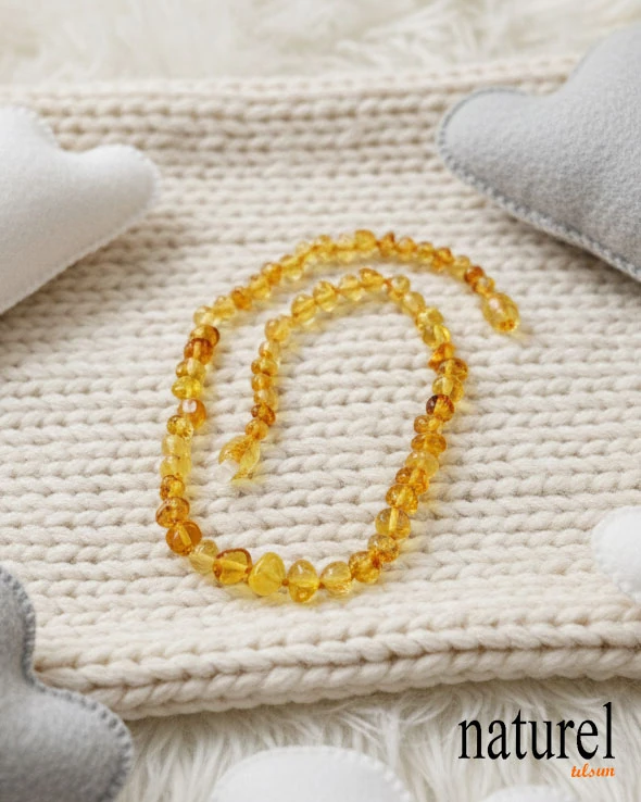 Kehribar Bebek Kolyesi