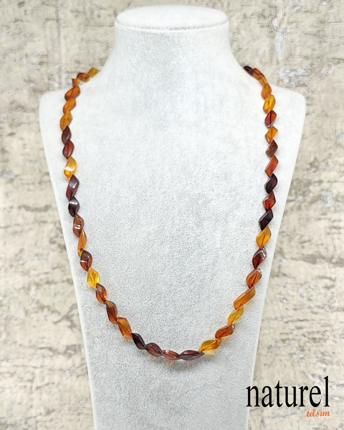 Kehribar Yetişkin Kolye