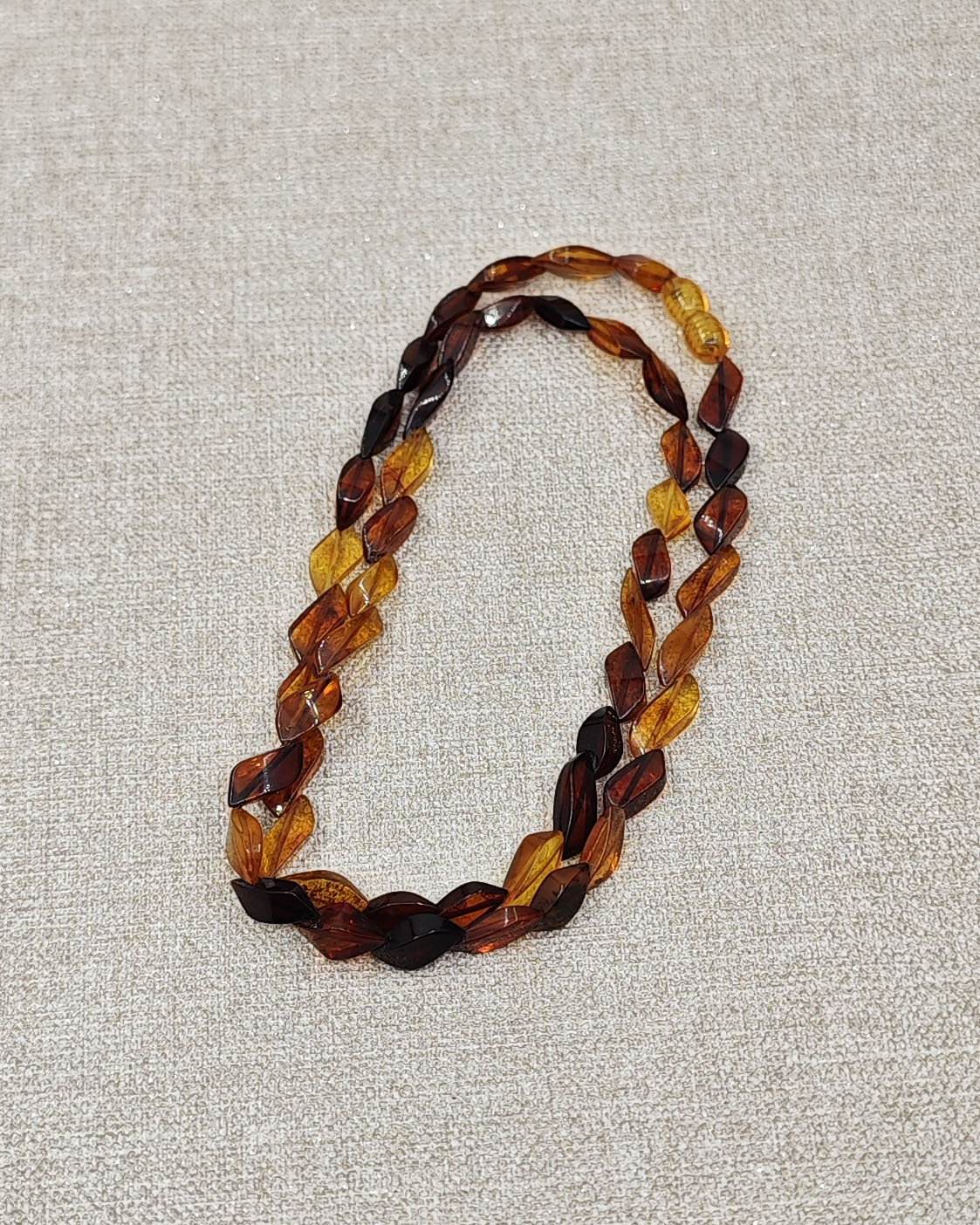 Kehribar Yetişkin Kolye