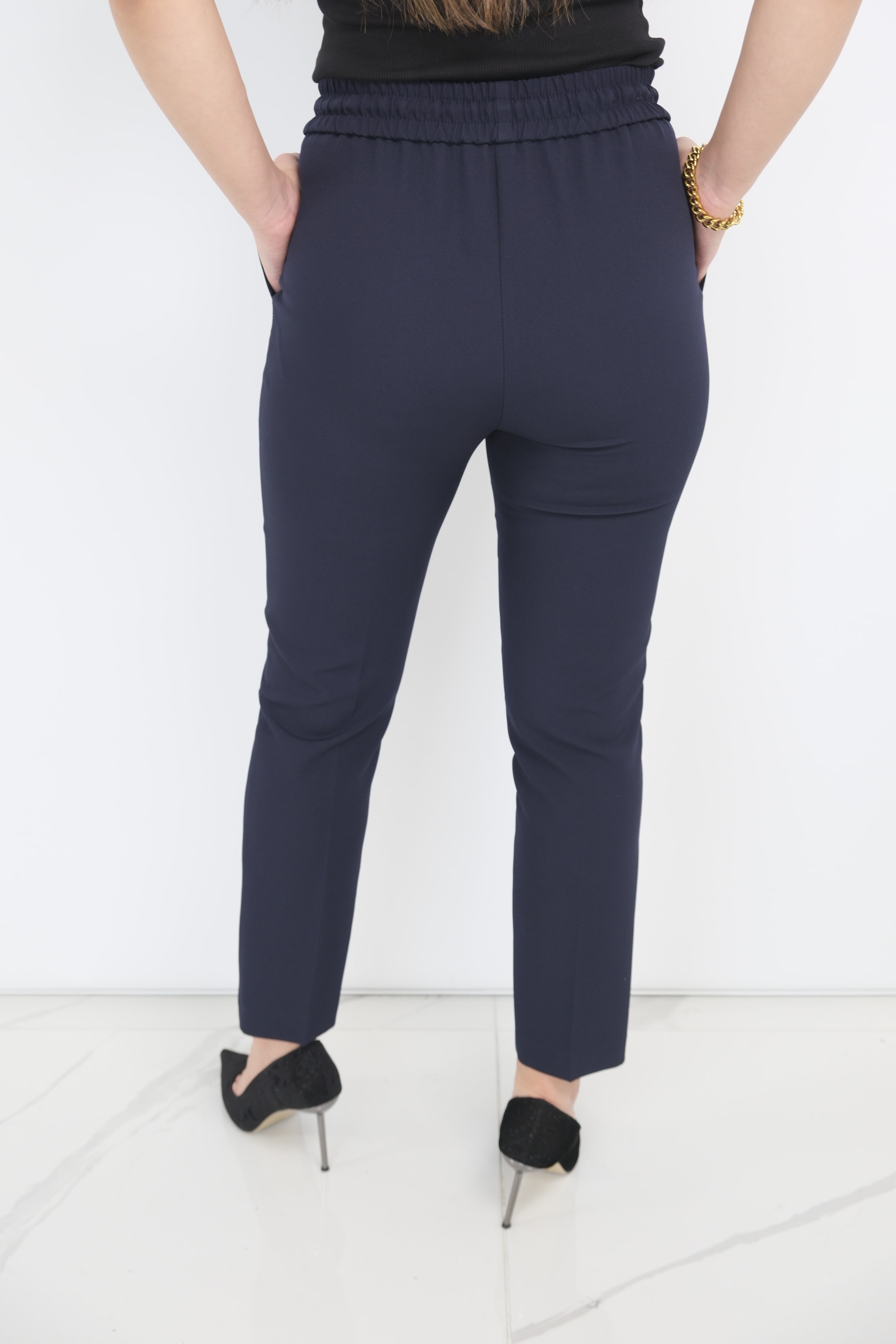 YUSUF ÖZDEMİR Bel Bağcıklı Kalem Pantolon 