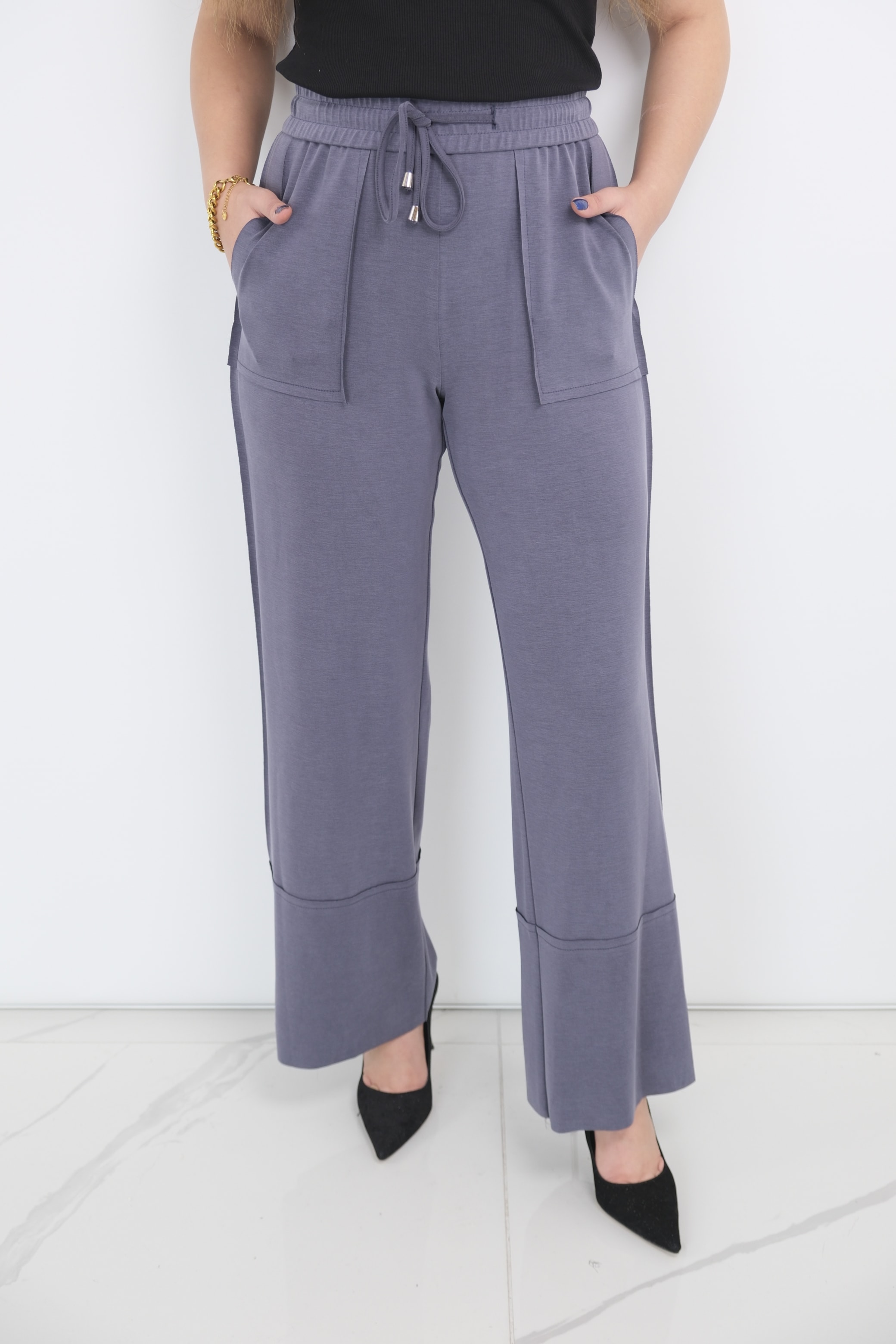 YUSUF ÖZDEMİR Bol Paça Oysho Pantolon