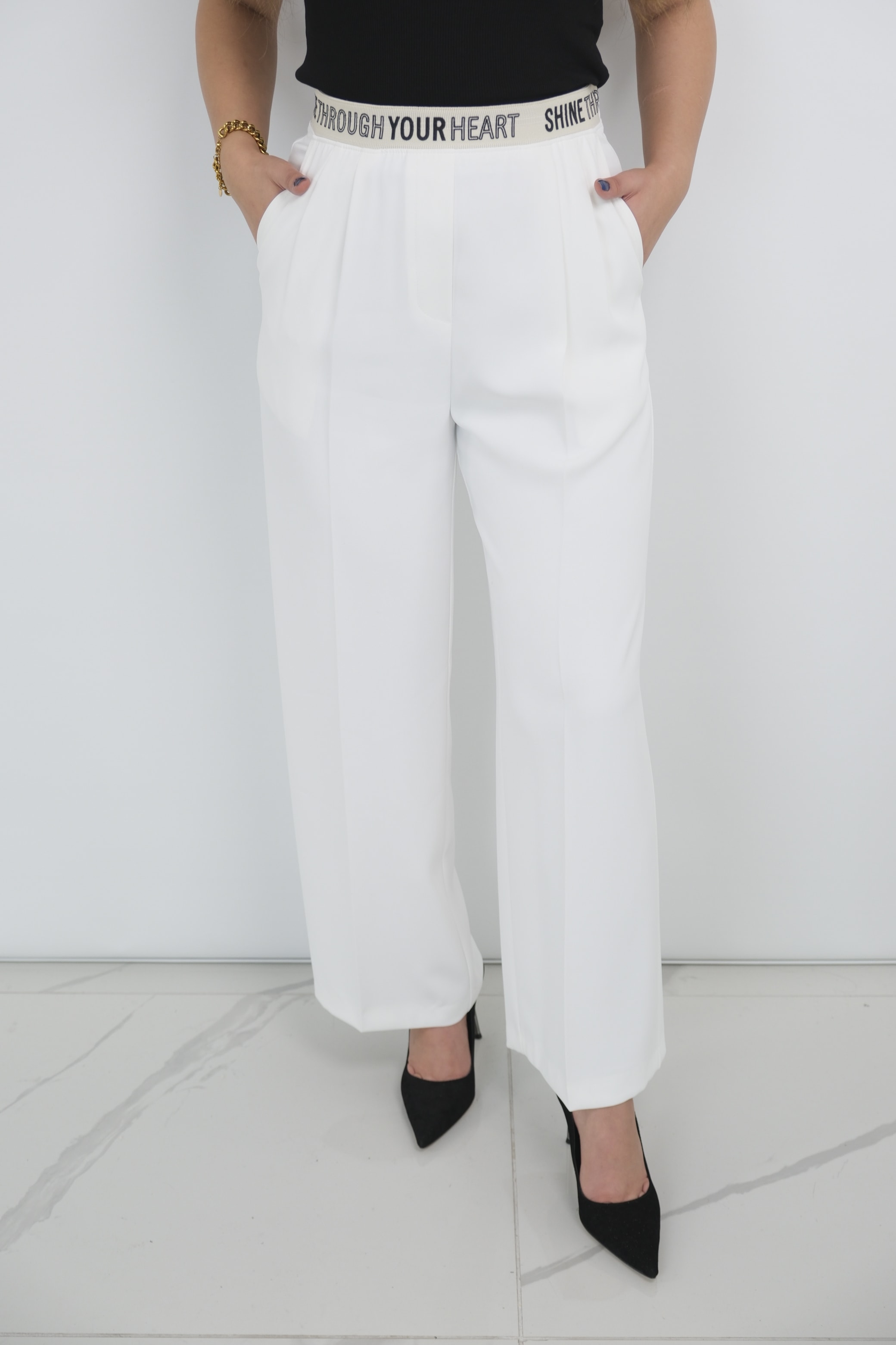 YUSUF ÖZDEMİR Beli Yazılı Bol Paça Pantolon