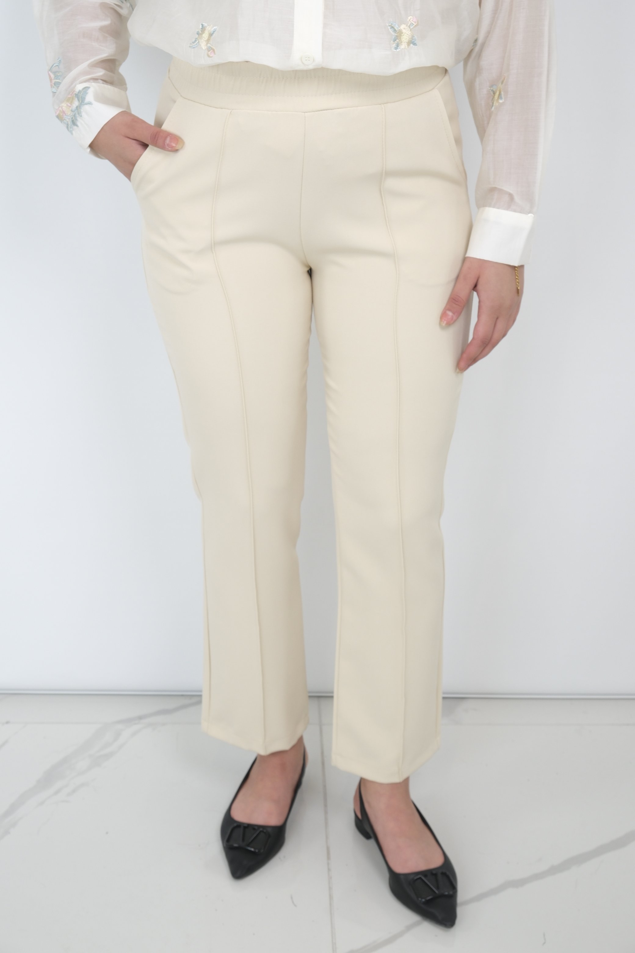 ON FASHION Beli Lastikli Çimalı Pantolon - Krem