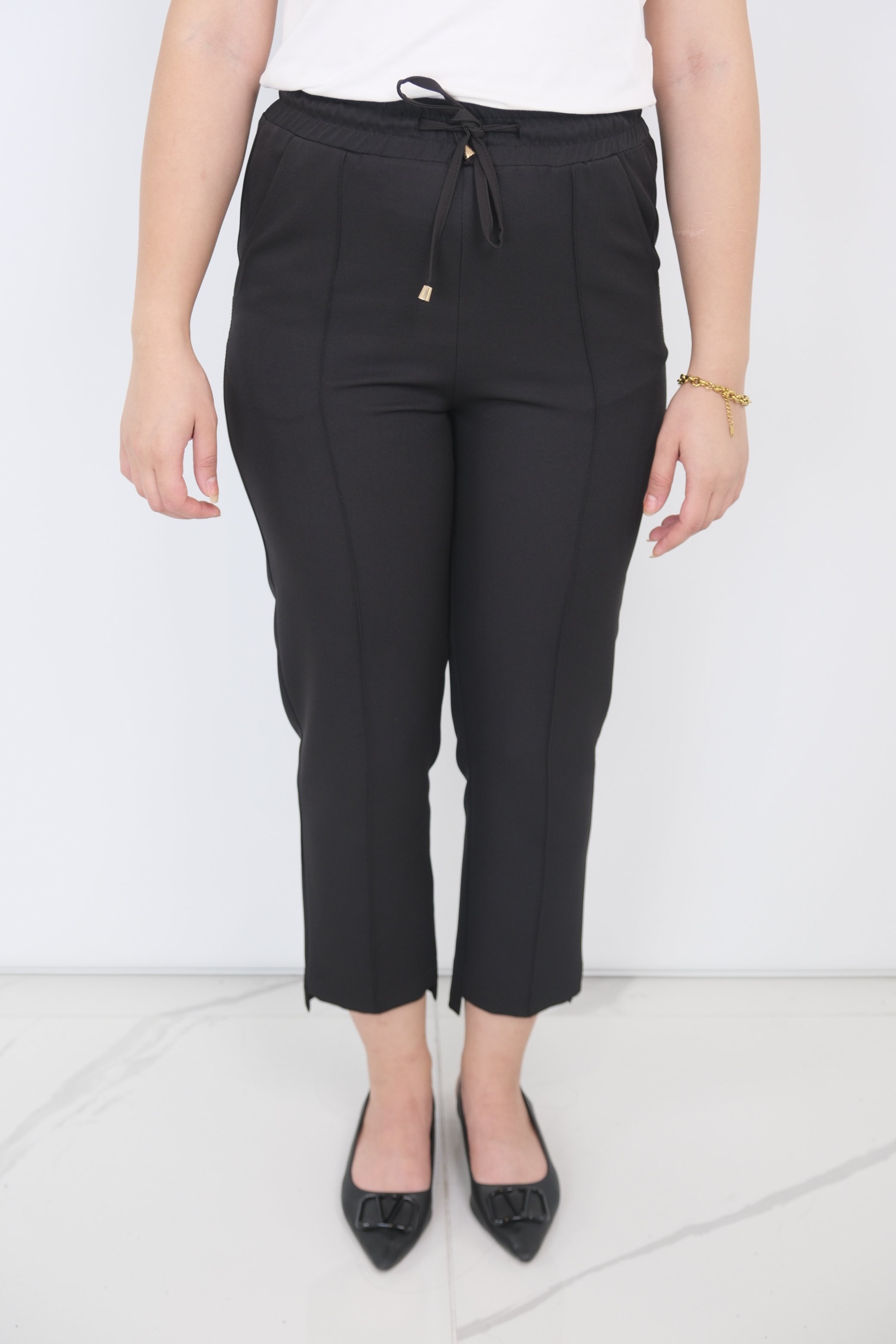 ON FASHION Beli Lastikli Önü Çimalı Pantolon  - Siyah