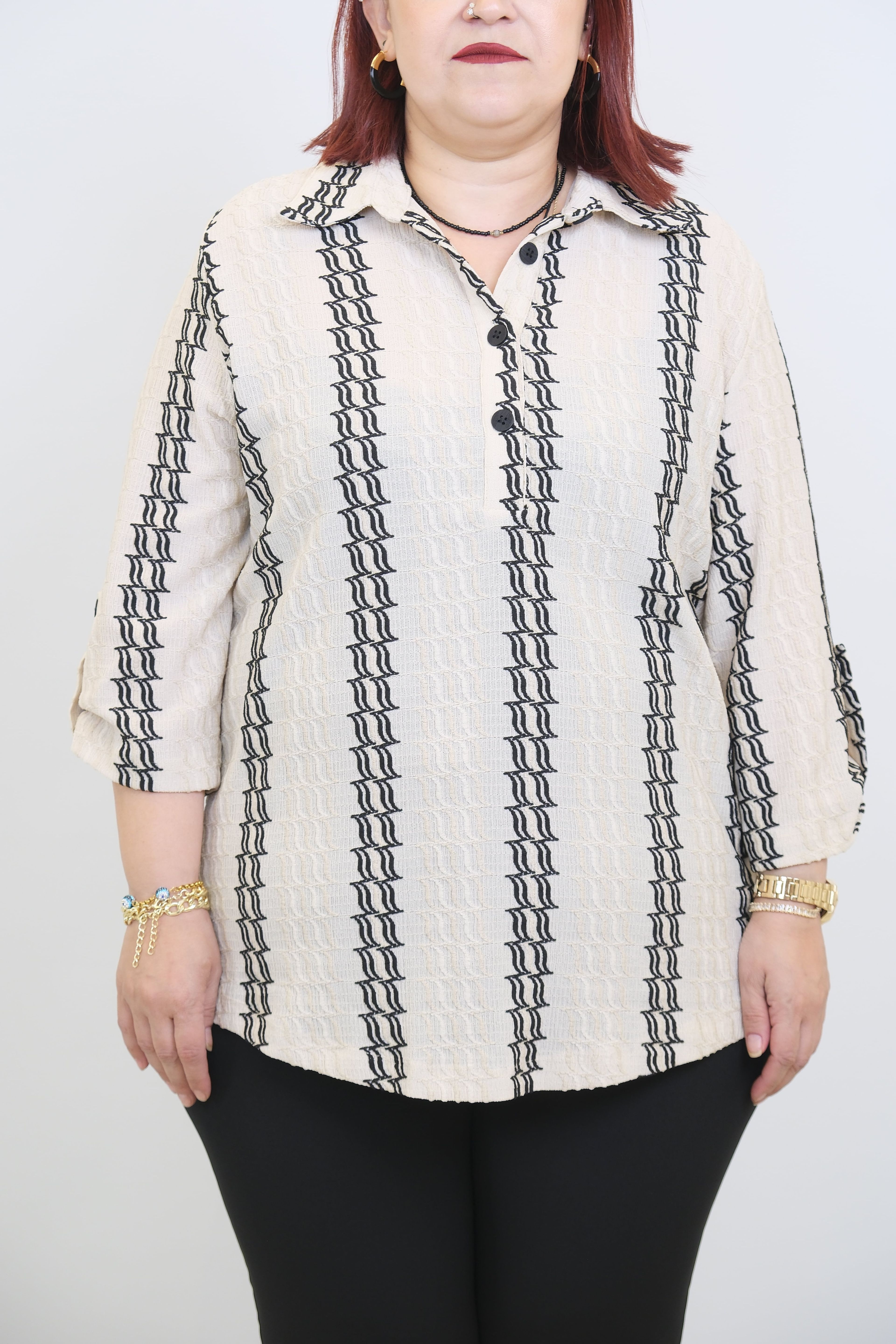 ON FASHION Kendinden Dokulu Desenli Bluz - Bej