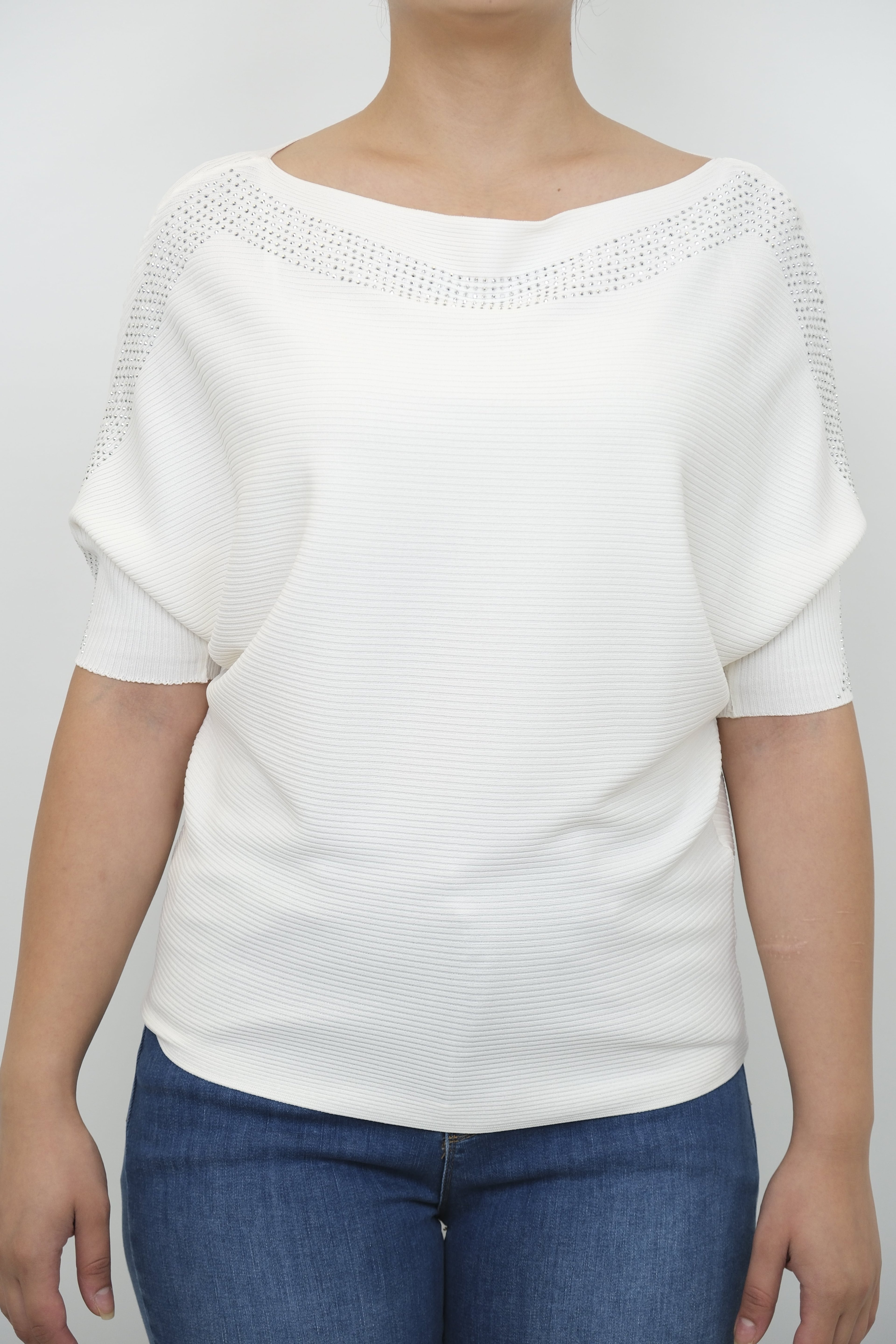 On FASHION Kayık Kaya Taş Detaylı Bluz  - Ekru