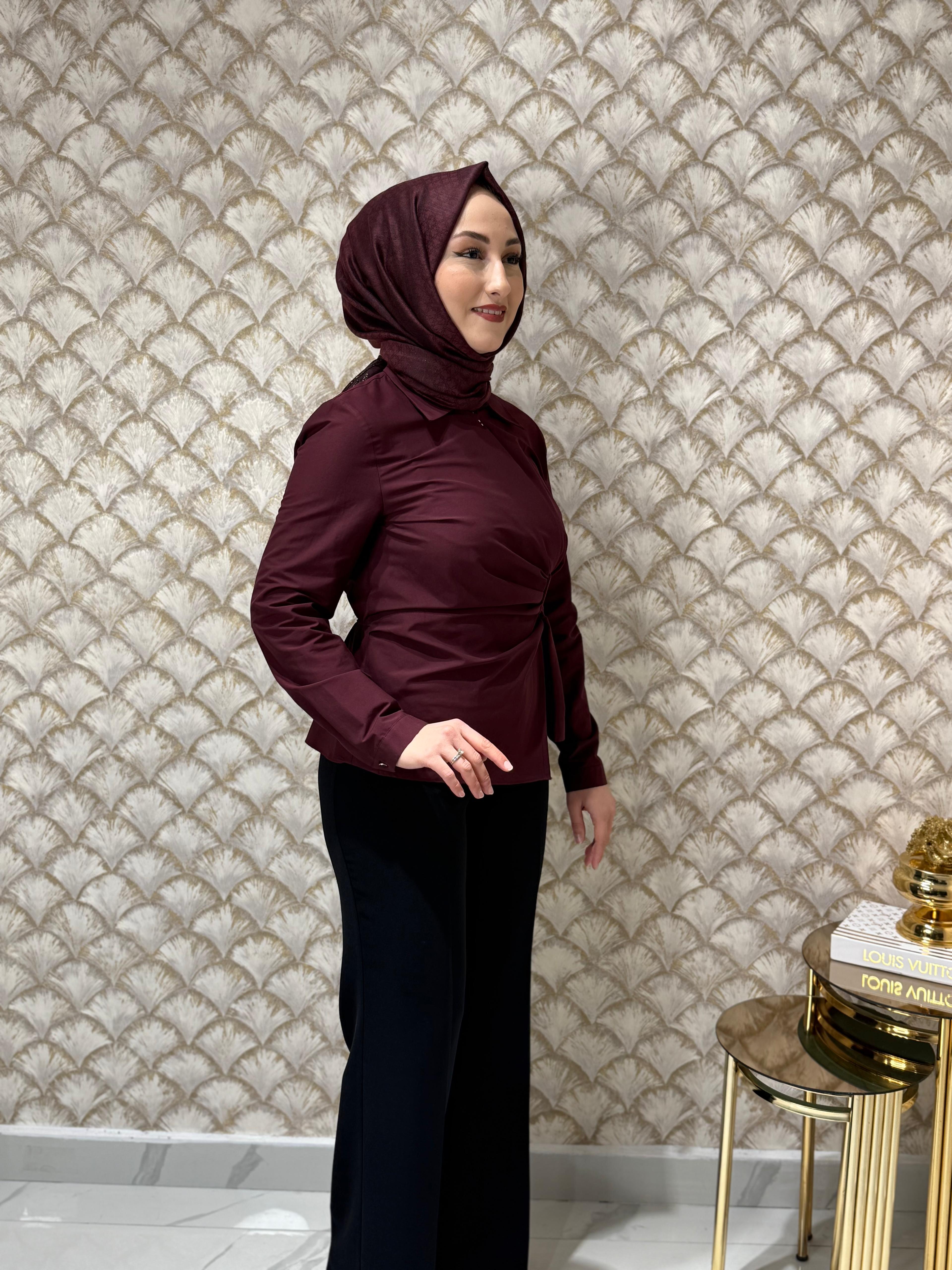 EKOL Kruvaze Yaka Önü Tokalı Bluz