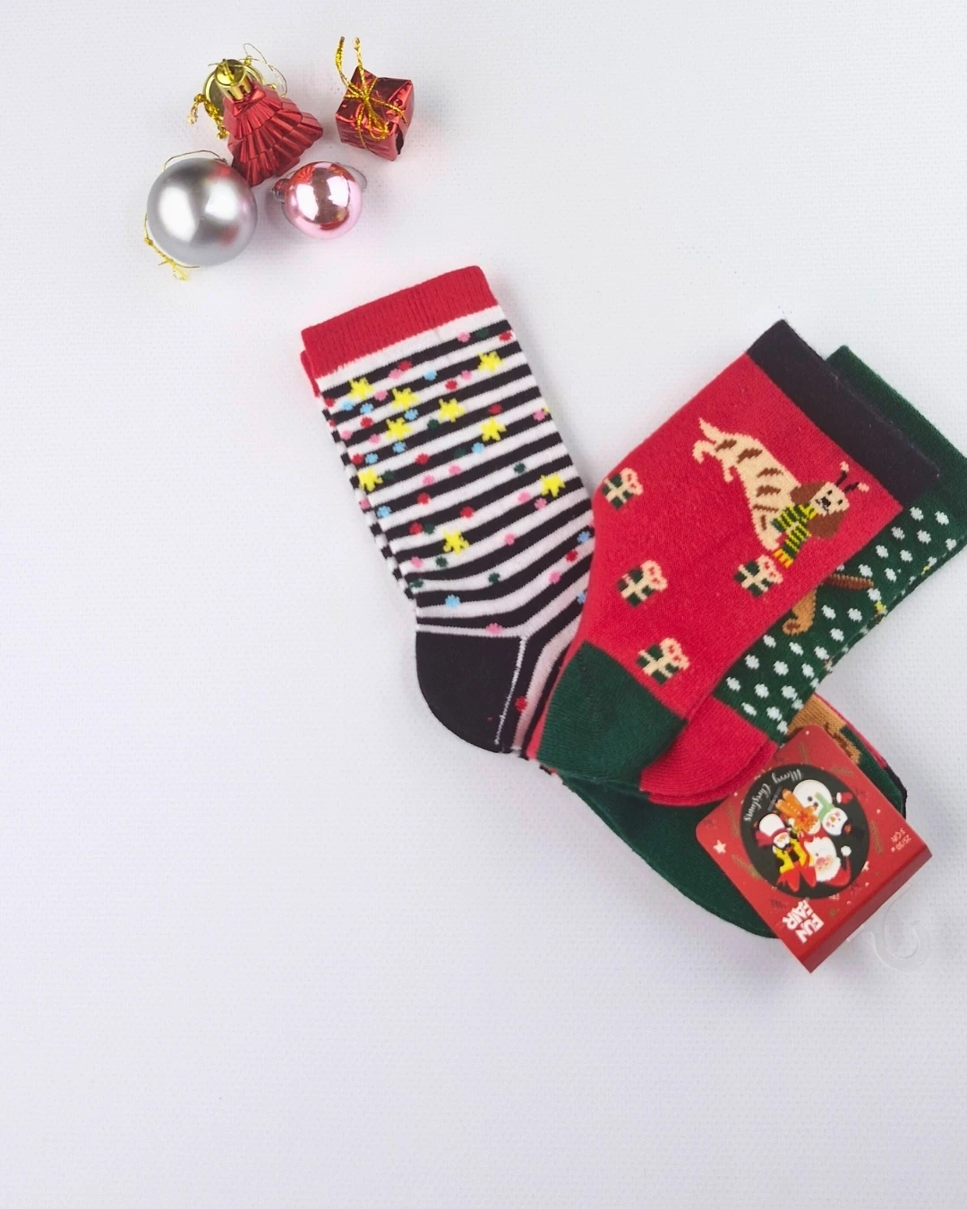 Asliva 3'lü Paket Yılbaşı Temalı Çocuk Çorap Seti - Renkli ve Eğlenceli Kışlık (Numara: 25-30)