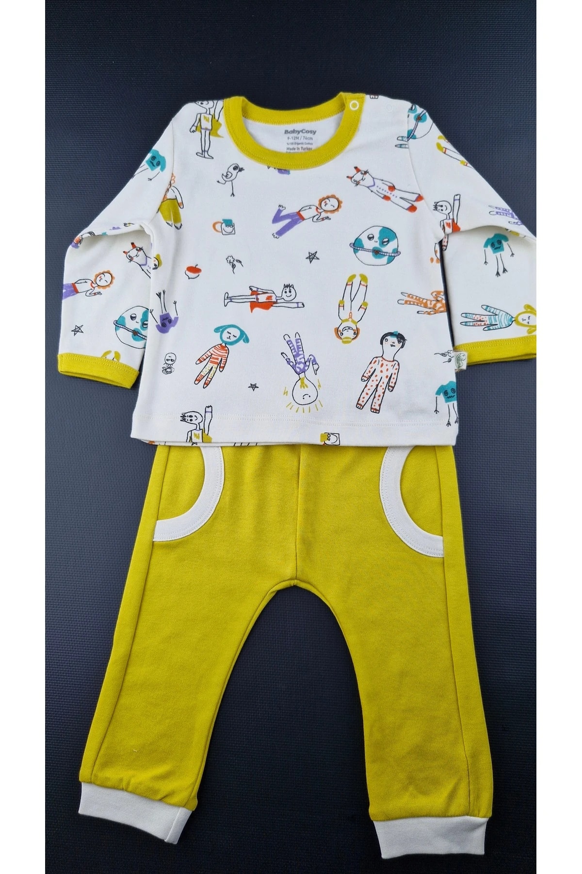 Eğlenceli Karakter Baskılı Sarı Bebek Organik Pijama Takımı