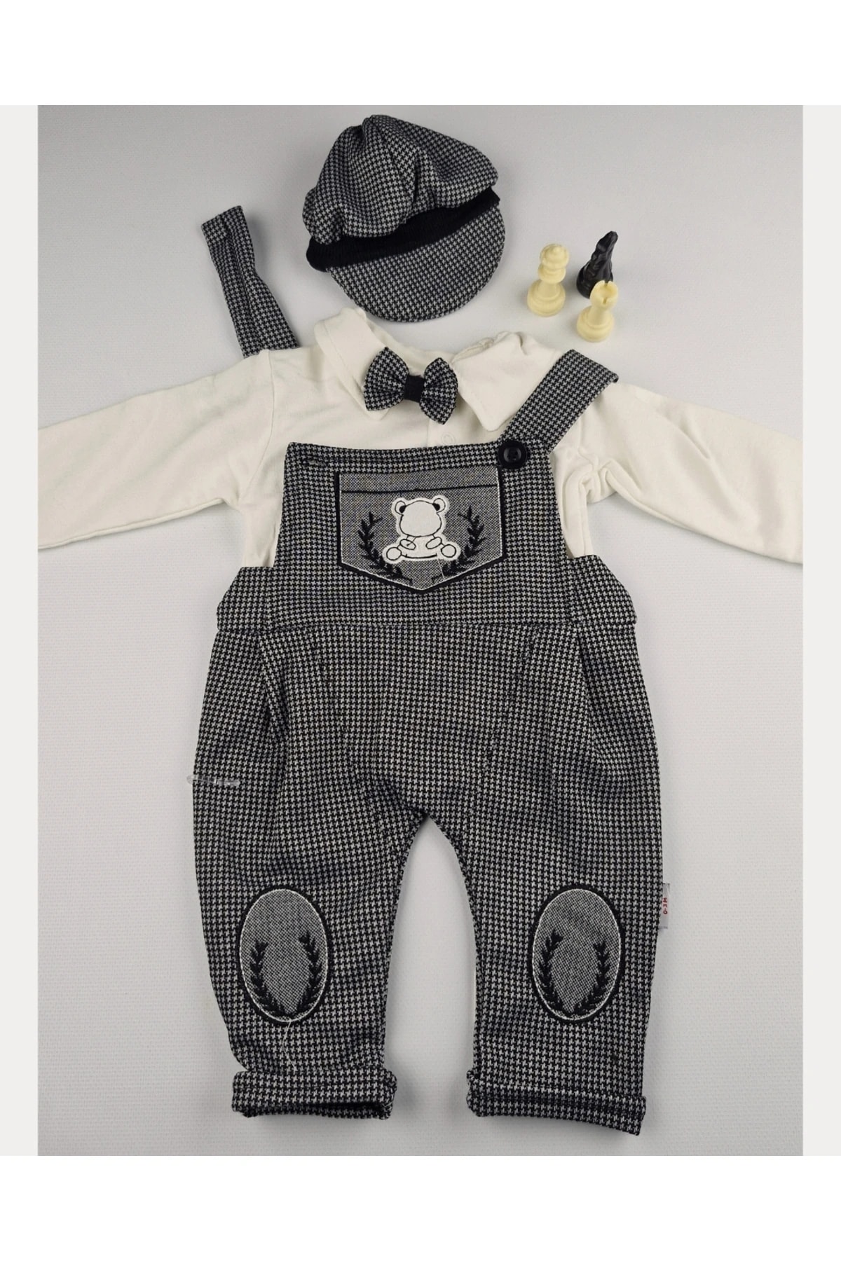 Erkek Bebek Şık Tulum Takımı - Papyonlu Body ve Kasket Şapka - 0-12 Ay