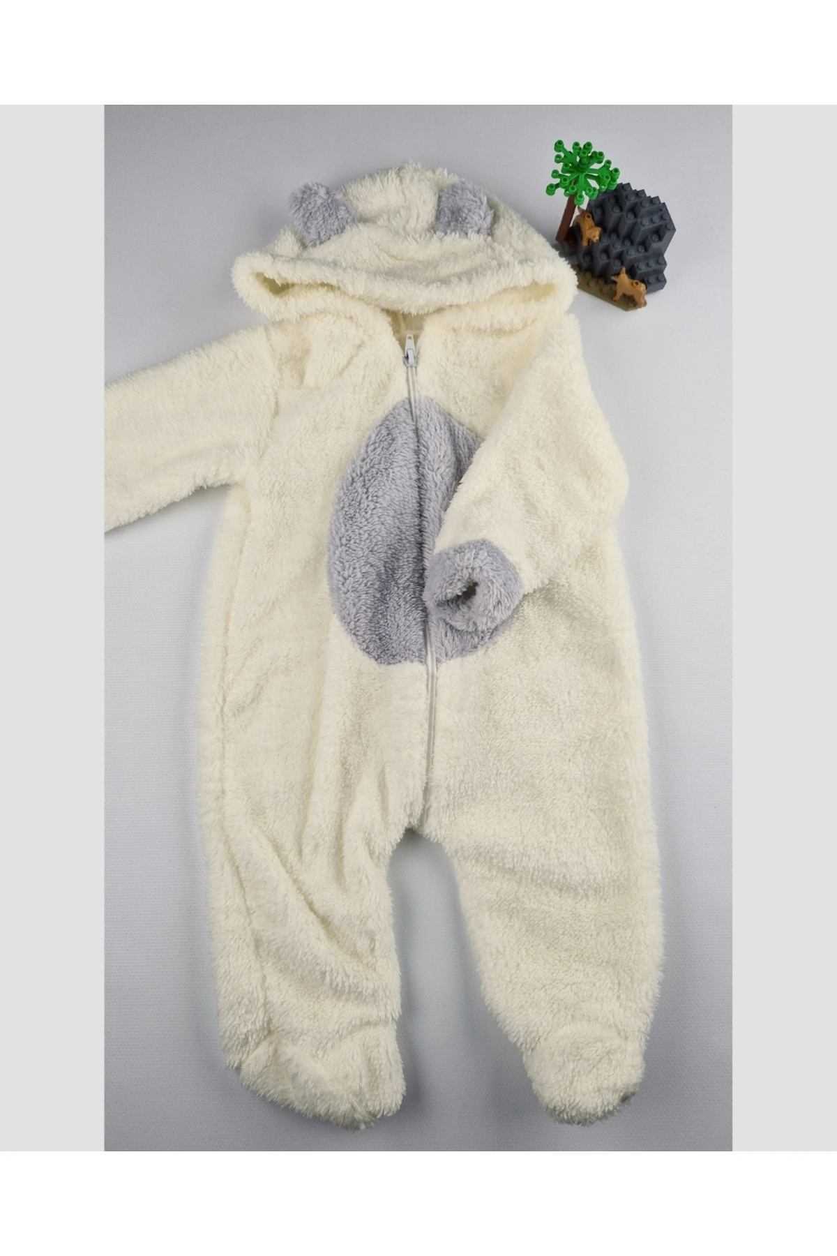 Ayıcık Welsoft Peluş Bebek Tulum – Kapüşonlu, Fermuarlı, Kapalı Ayaklı Lila/Krem 3-6-9 Ay