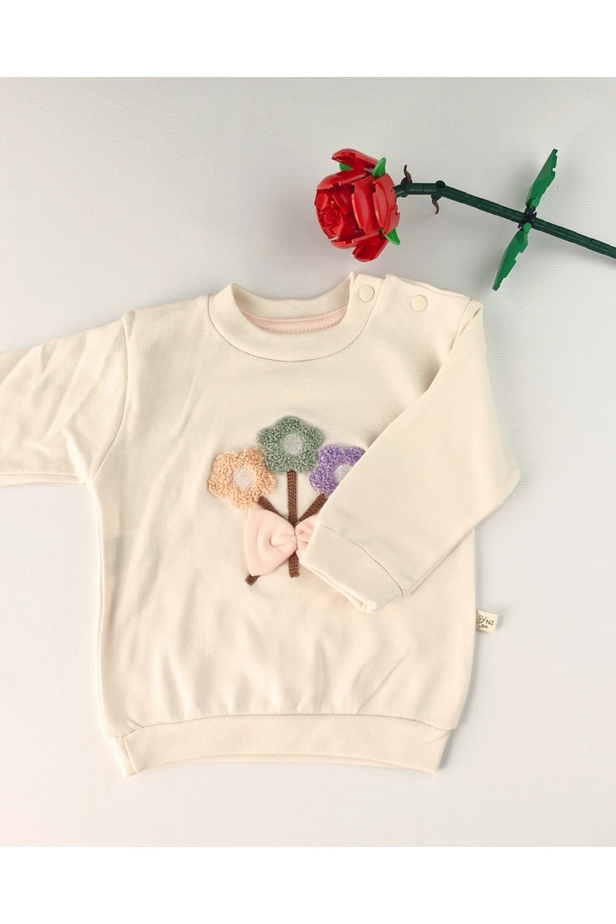 Kız Bebek 2’li Takım – Çiçek İşlemeli Sweat & Pantolon 3/6/9 Ay