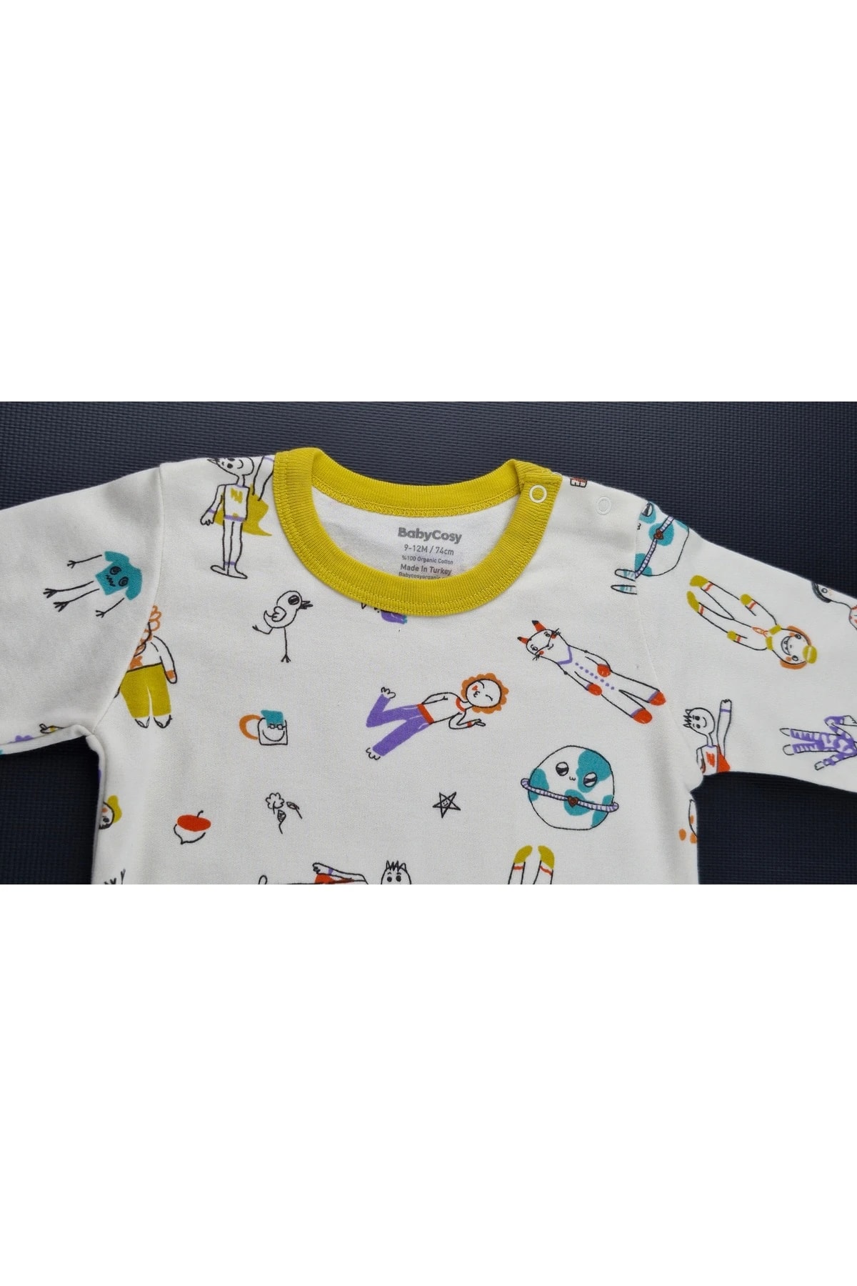 Eğlenceli Karakter Baskılı Sarı Bebek Organik Pijama Takımı