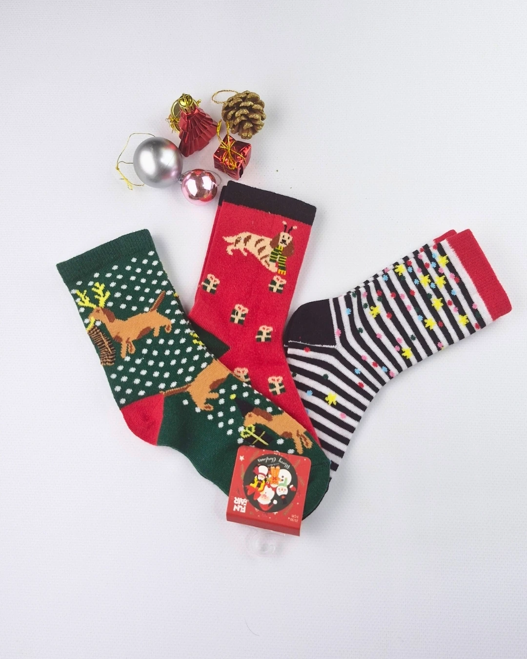 Asliva 3'lü Paket Yılbaşı Temalı Çocuk Çorap Seti - Renkli ve Eğlenceli Kışlık (Numara: 25-30)