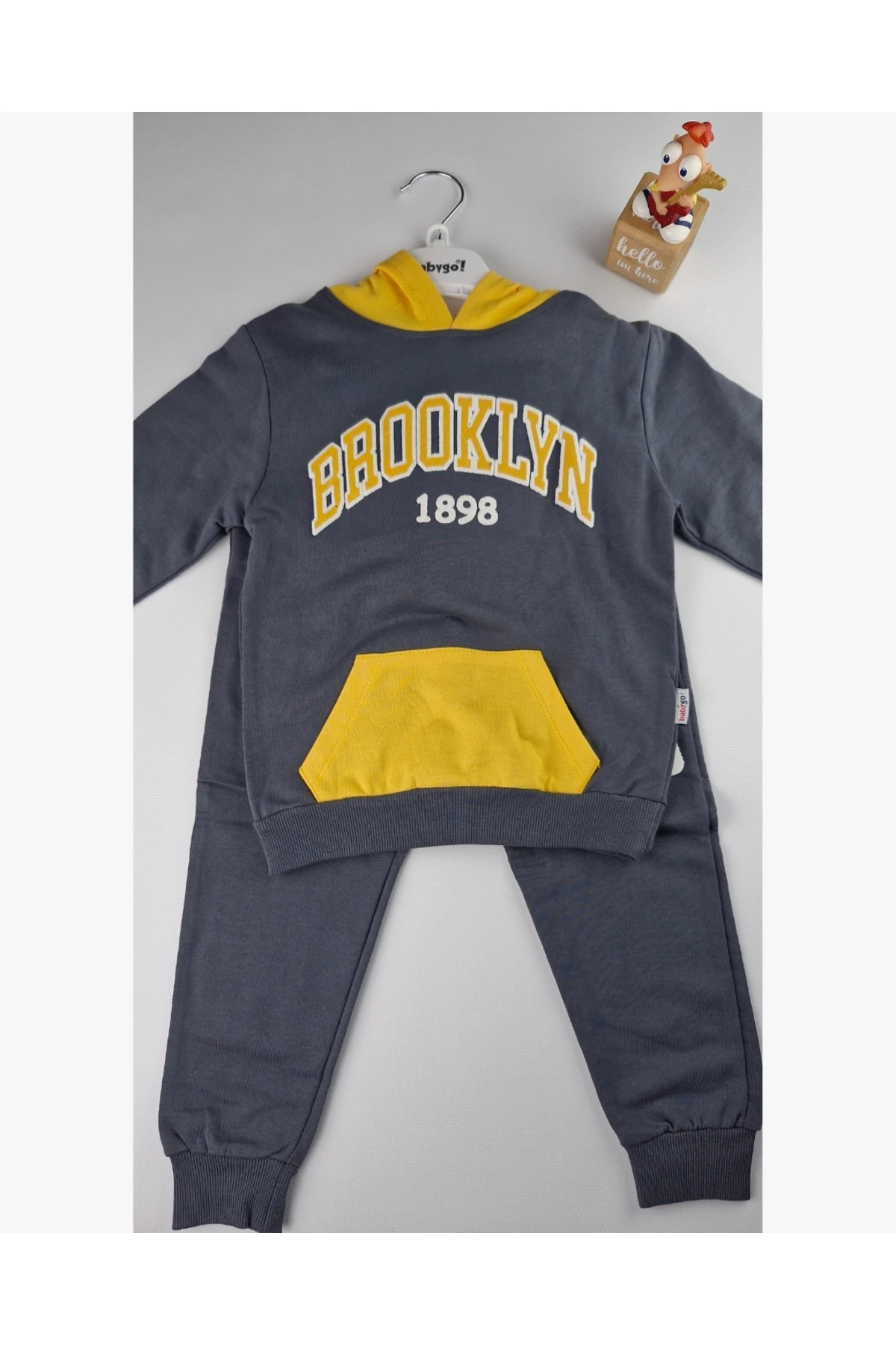 Çocuk Brooklyn Baskılı Pamuklu Kapüşonlu Eşofman Takımı 3-6 Yaş Gri Sarı