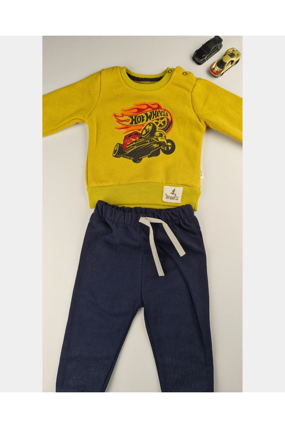 Bebek Hardal Sarısı Araba Baskılı Sweatshirt ve Lacivert Eşofman Takım 9-24 Ay