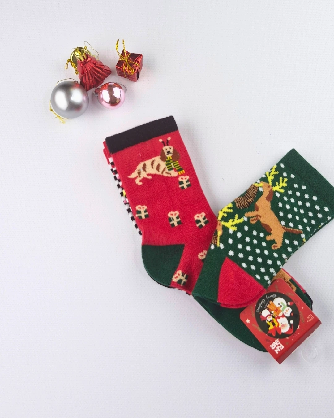 Asliva 3'lü Paket Yılbaşı Temalı Çocuk Çorap Seti - Renkli ve Eğlenceli Kışlık (Numara: 25-30)