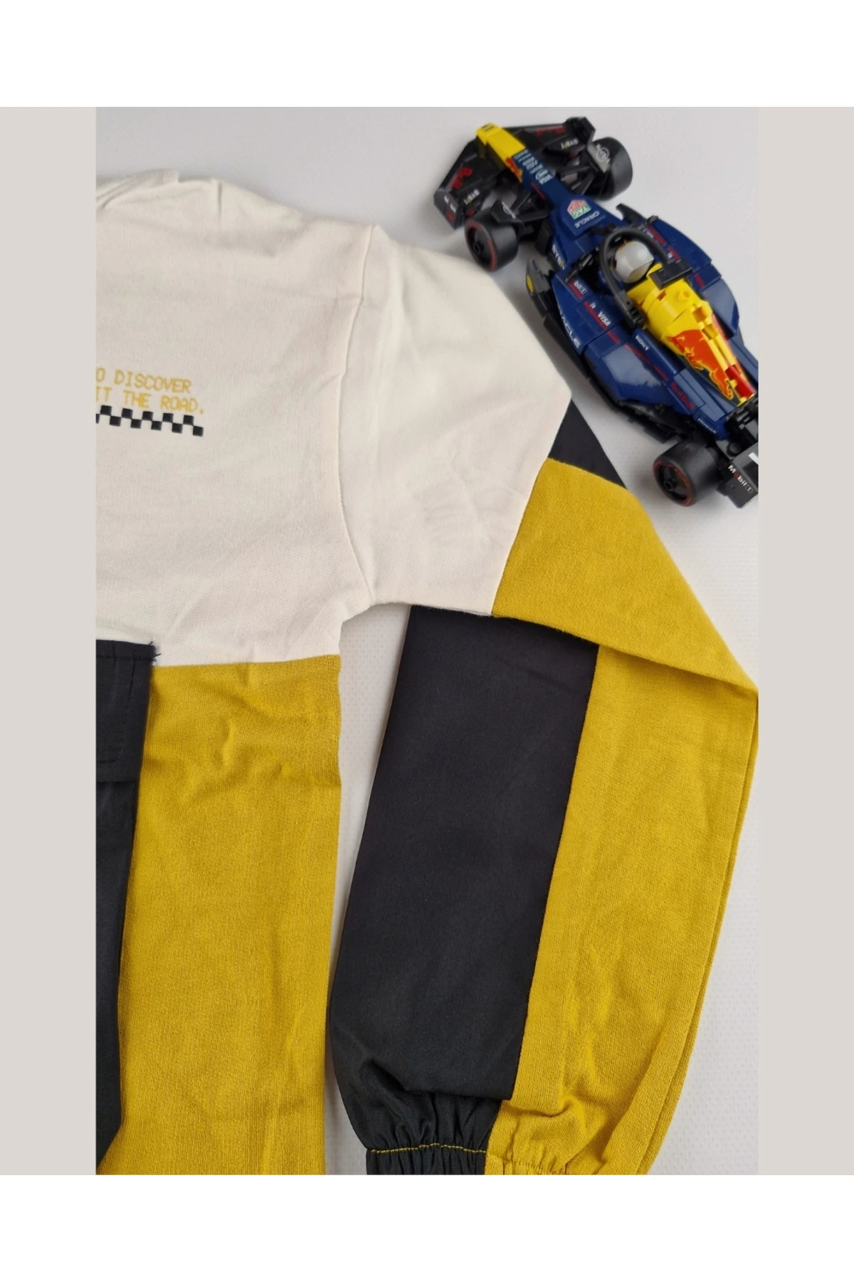 Asliva Çocuk Sweatshirt – Renk Bloklu, Kapüşonlu, Fermuarlı 9-12 yaş