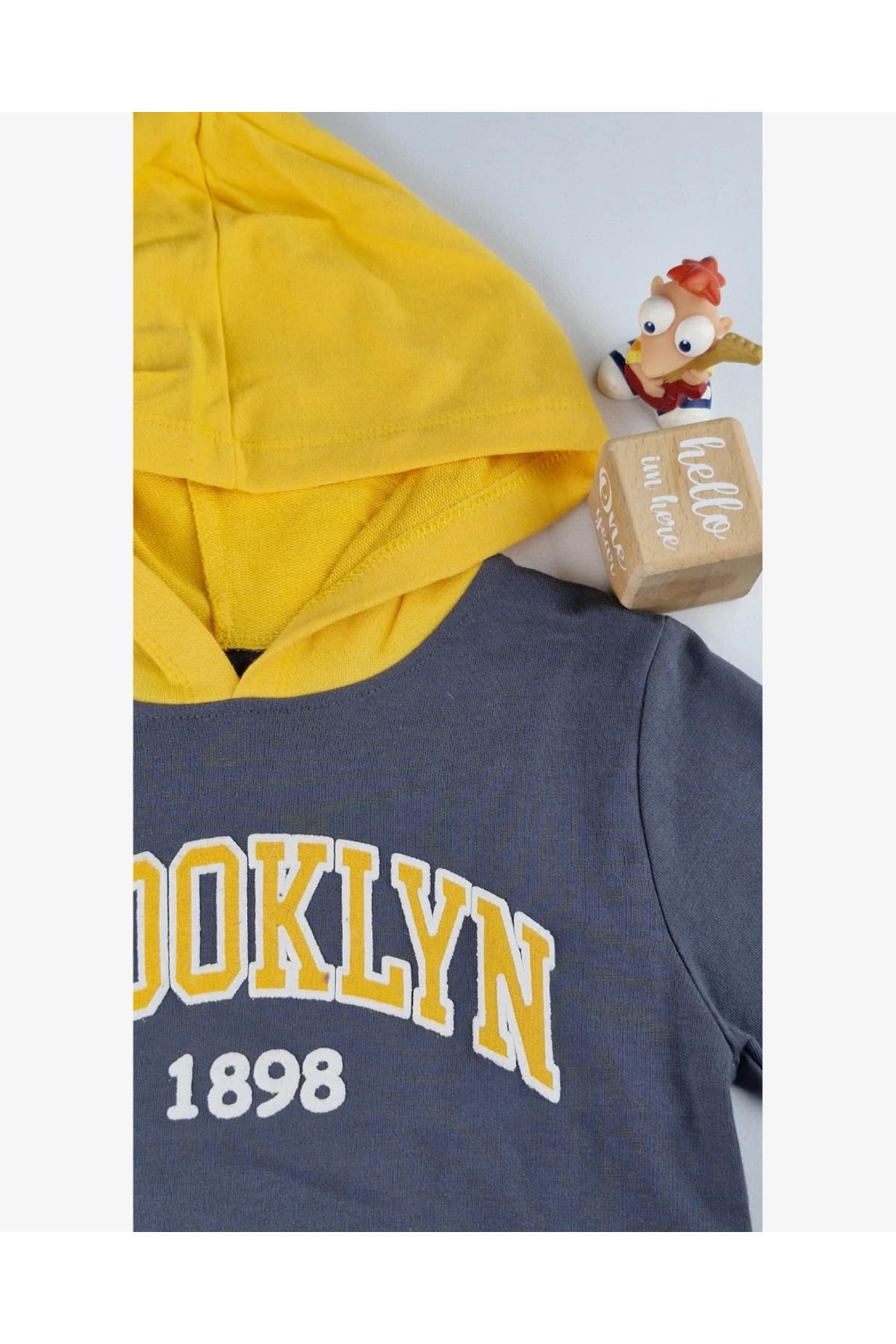 Çocuk Brooklyn Baskılı Pamuklu Kapüşonlu Eşofman Takımı 3-6 Yaş Gri Sarı