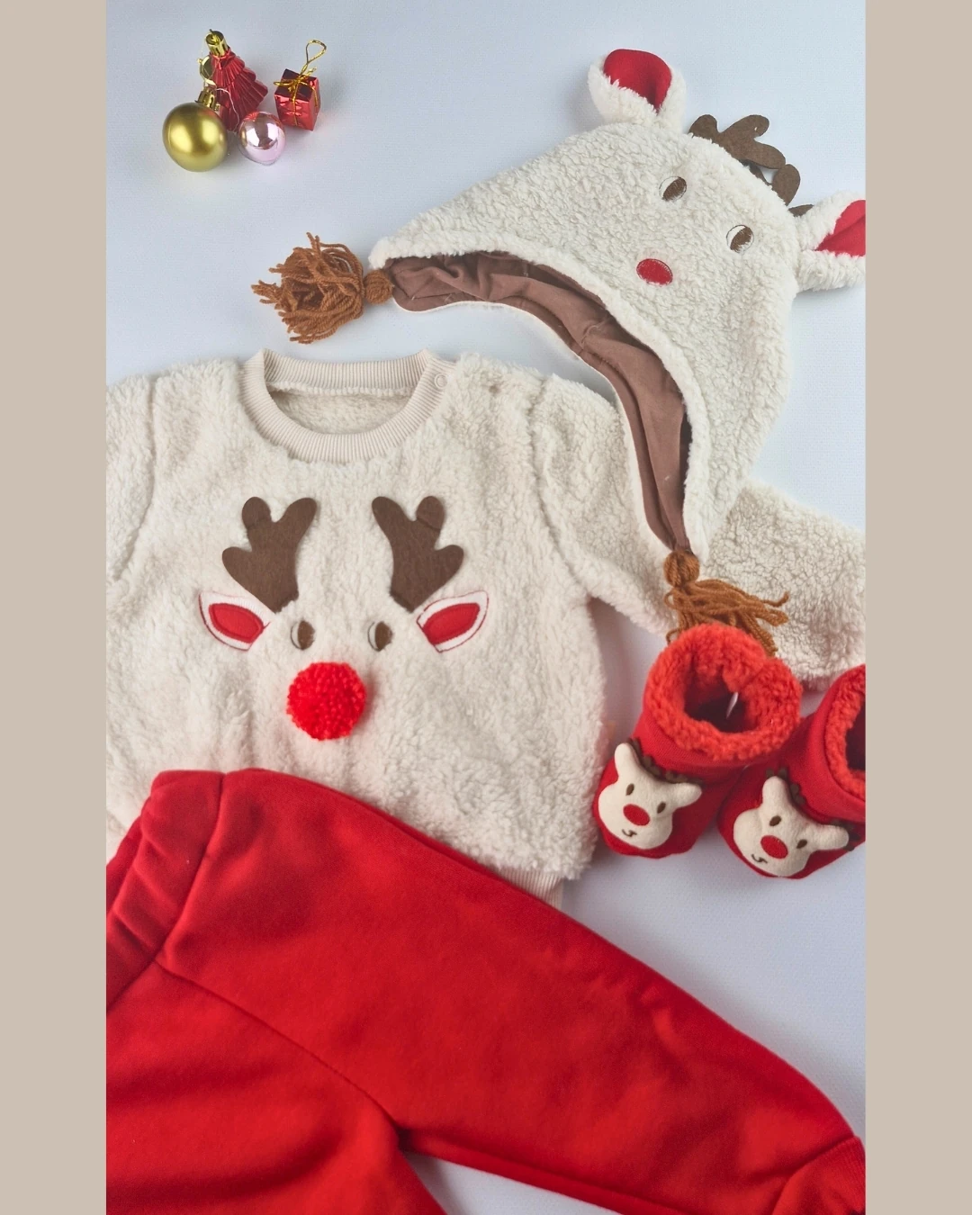 Asliva Geyikli Bebek Takımı - Peluş Sherpa Üst Alt Şapka Patik 4'lü Set - Yılbaşı Kombini - 6-24 Ay