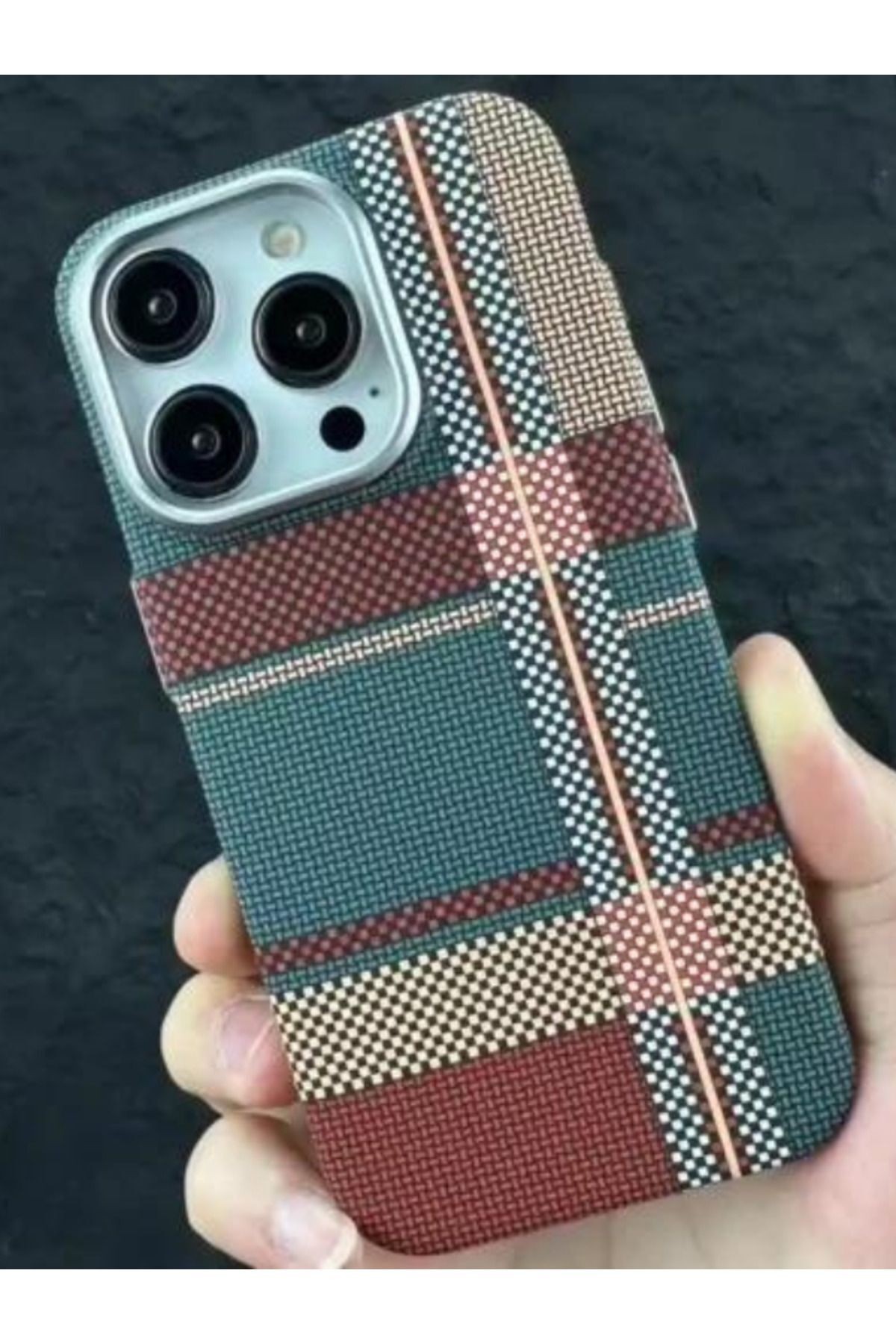 iPhone 14 Pro Max – Karbon Fiber Kılıf Magsafe Özellikli