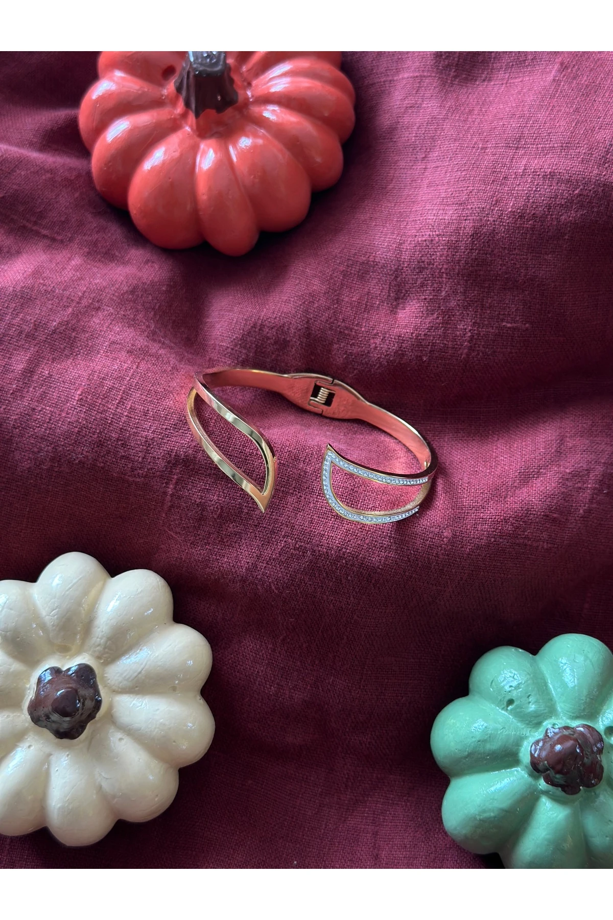 Yaprak Form Açık Bileklik