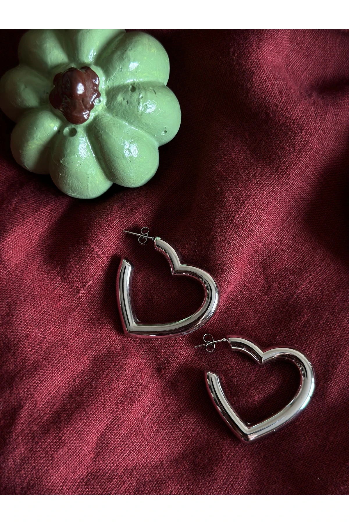 Kalp Formlu Gümüş Küpe