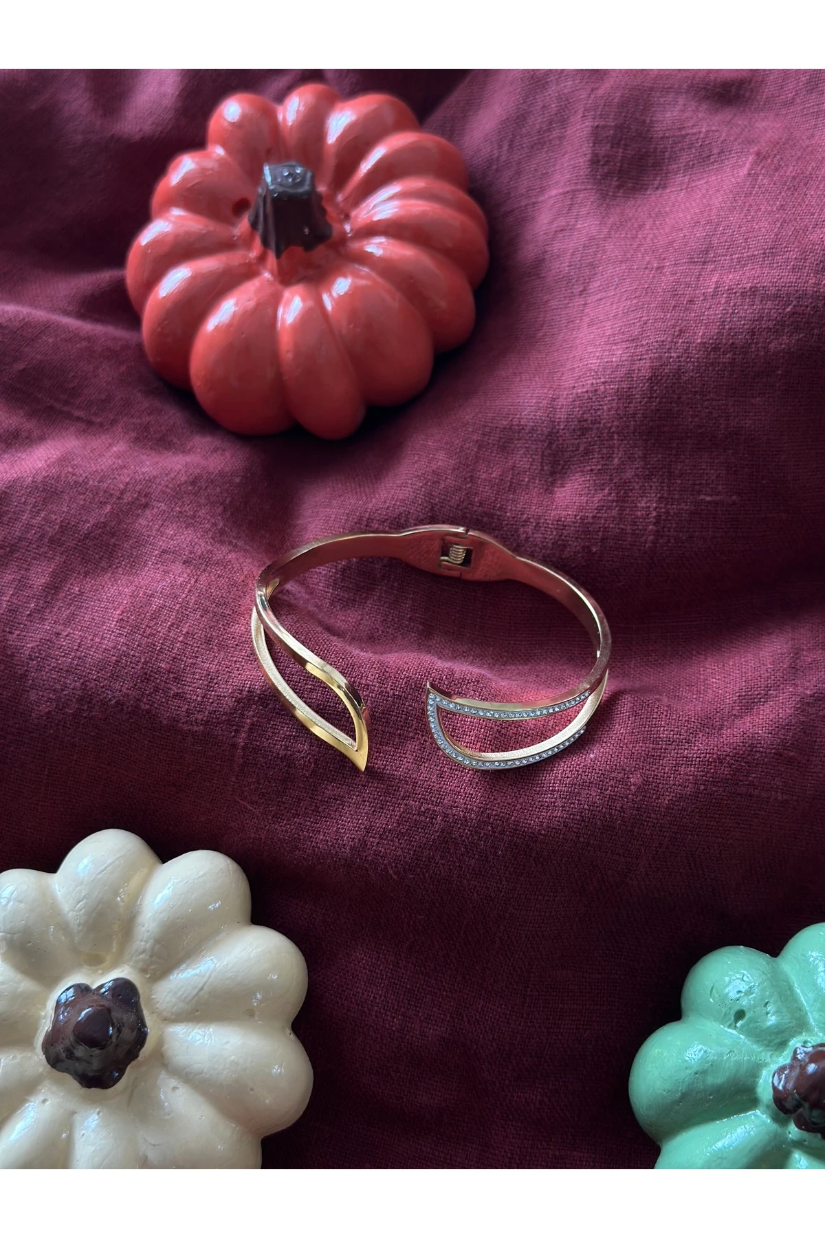 Yaprak Form Açık Bileklik