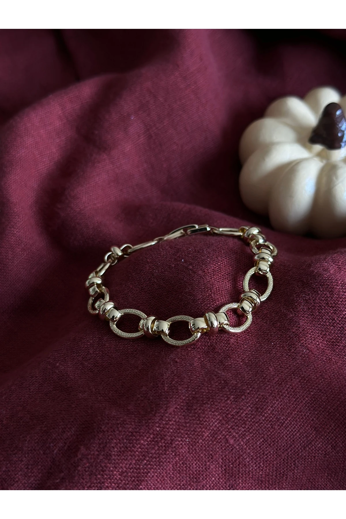 Zincir Formlu Gold Bileklik