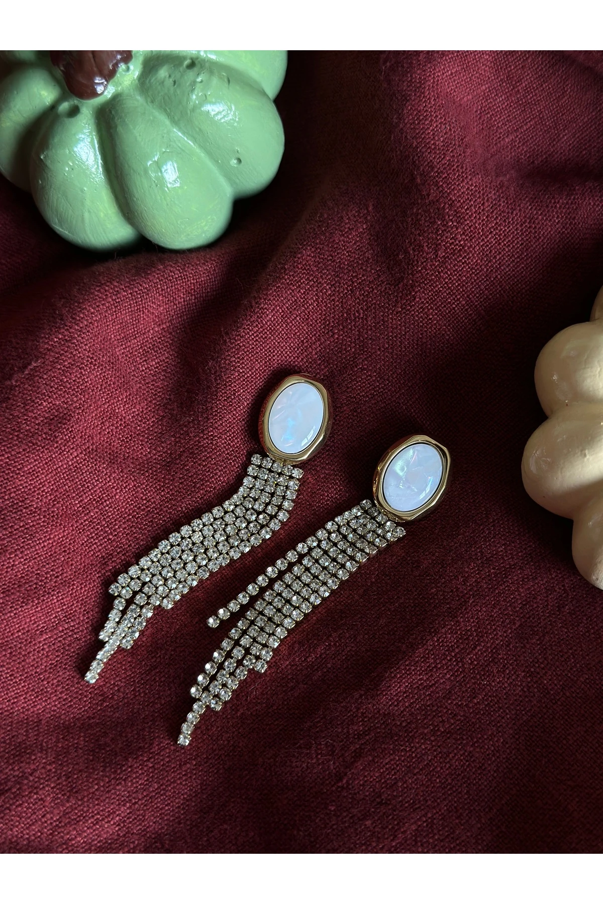 Zincir Taşlı Uzun Küpe