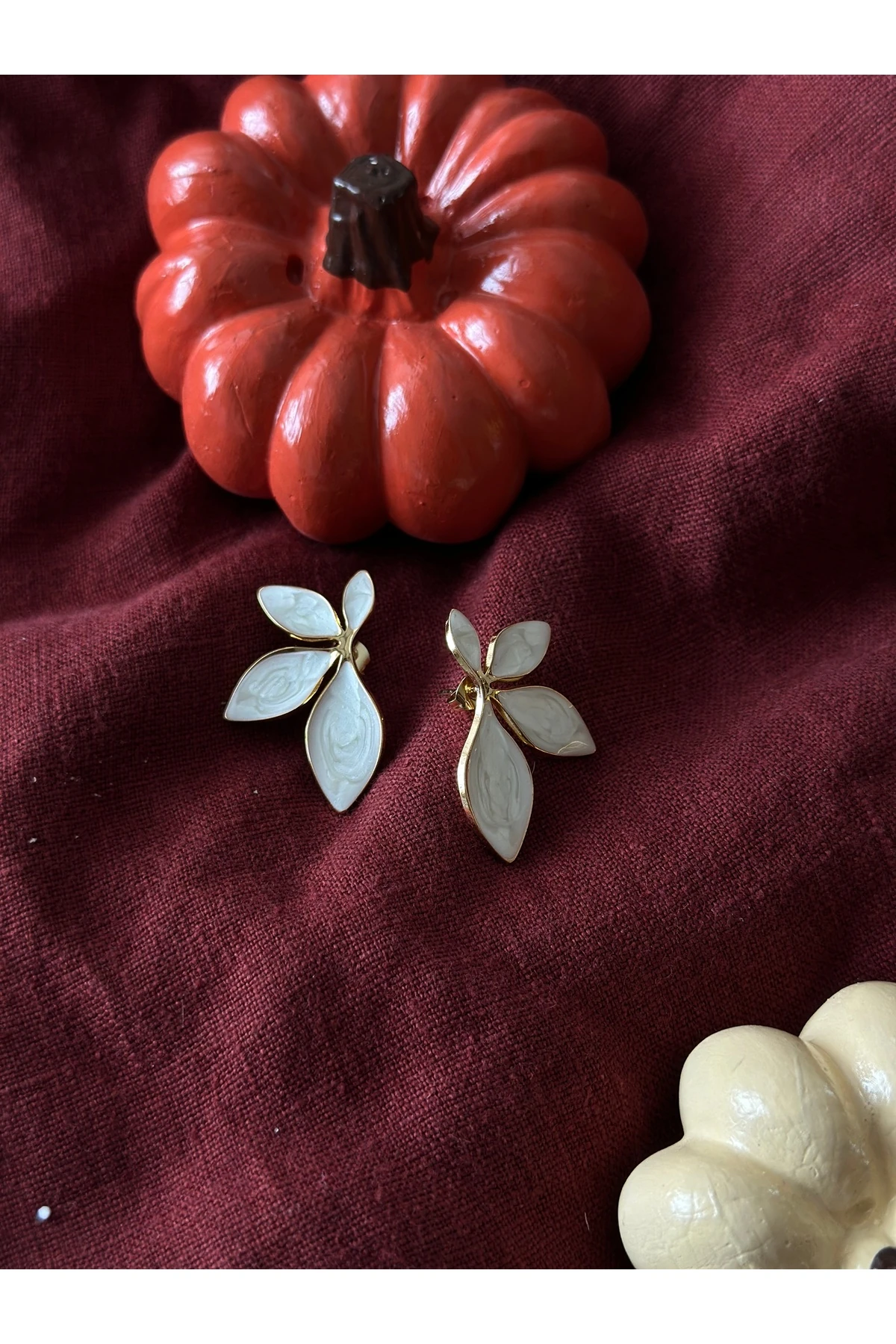 Petal Shell Earrings