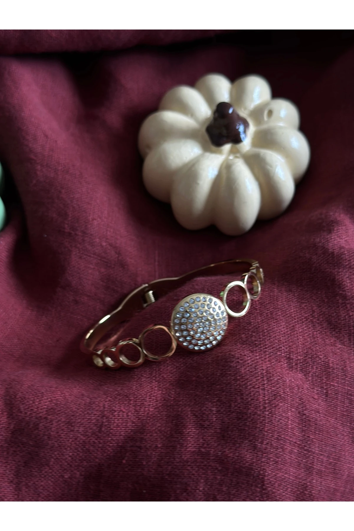 Daire Taş Detaylı Bileklik