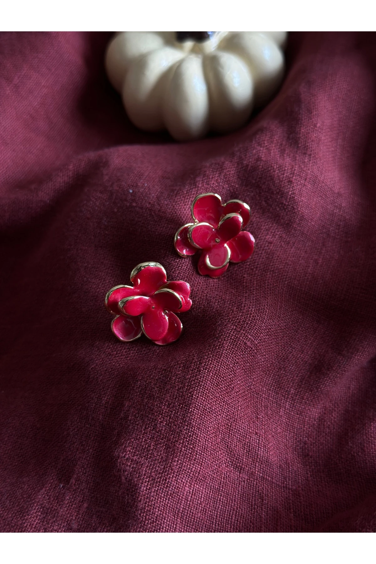 Kırmızı Çiçek Küpe