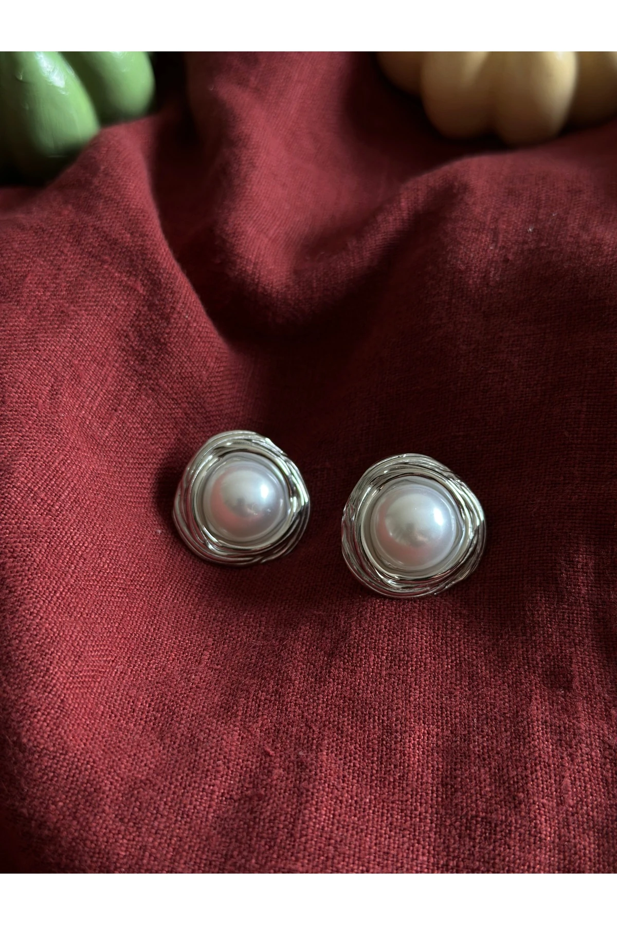 Gümüş Çerçeveli İnci Küpe