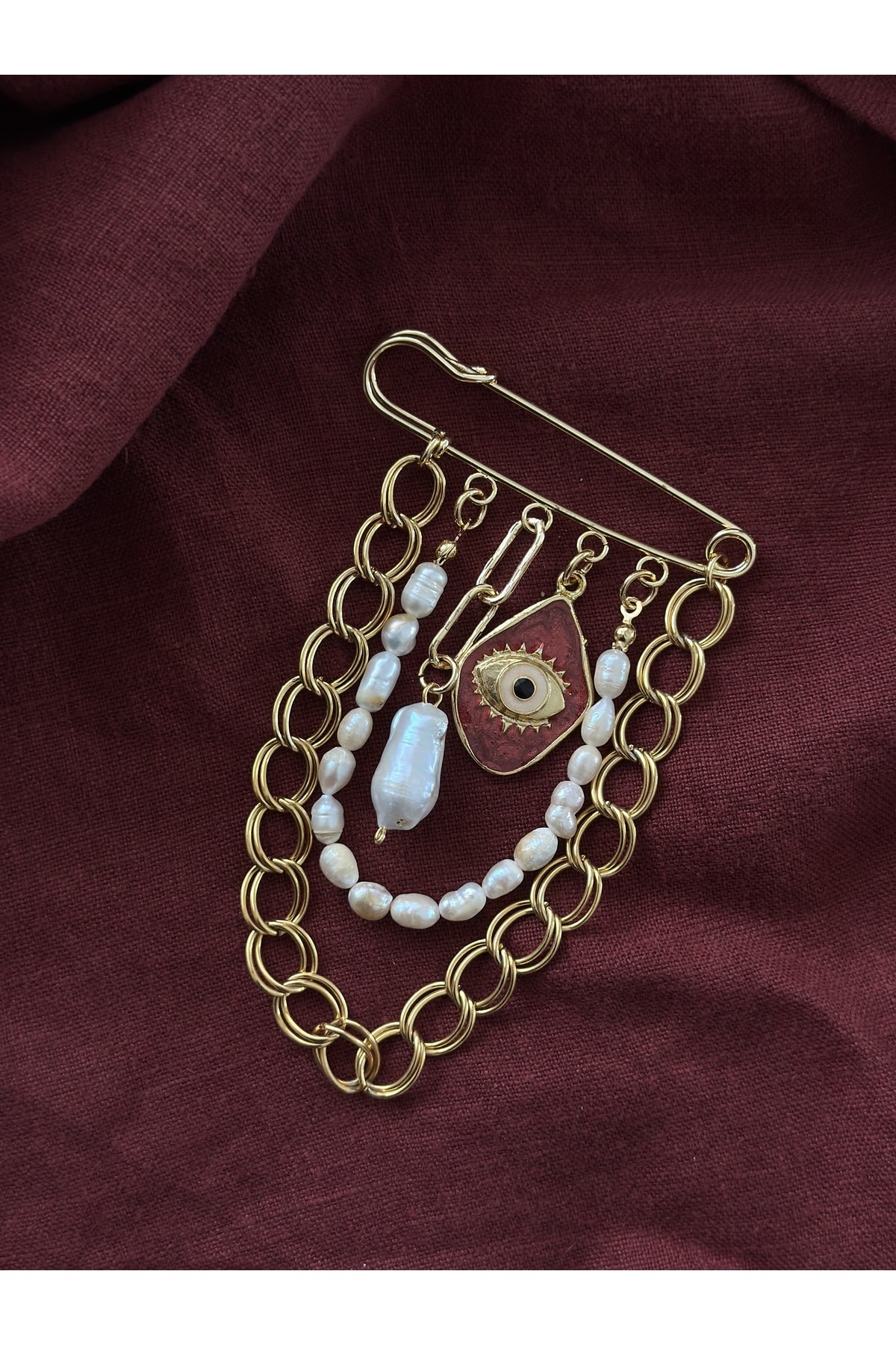 Kırmızı Göz Charm İnci Broş