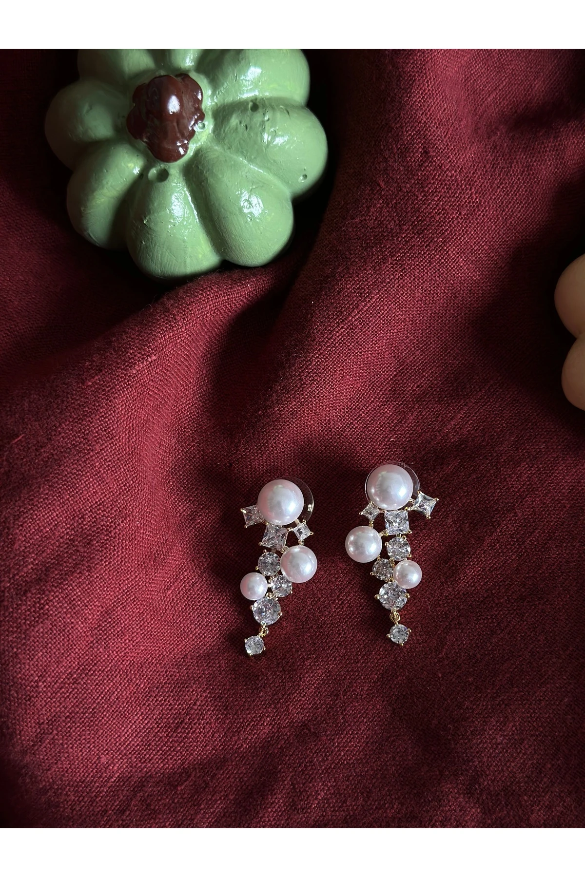 Taş ve İnci Kombin Küpe