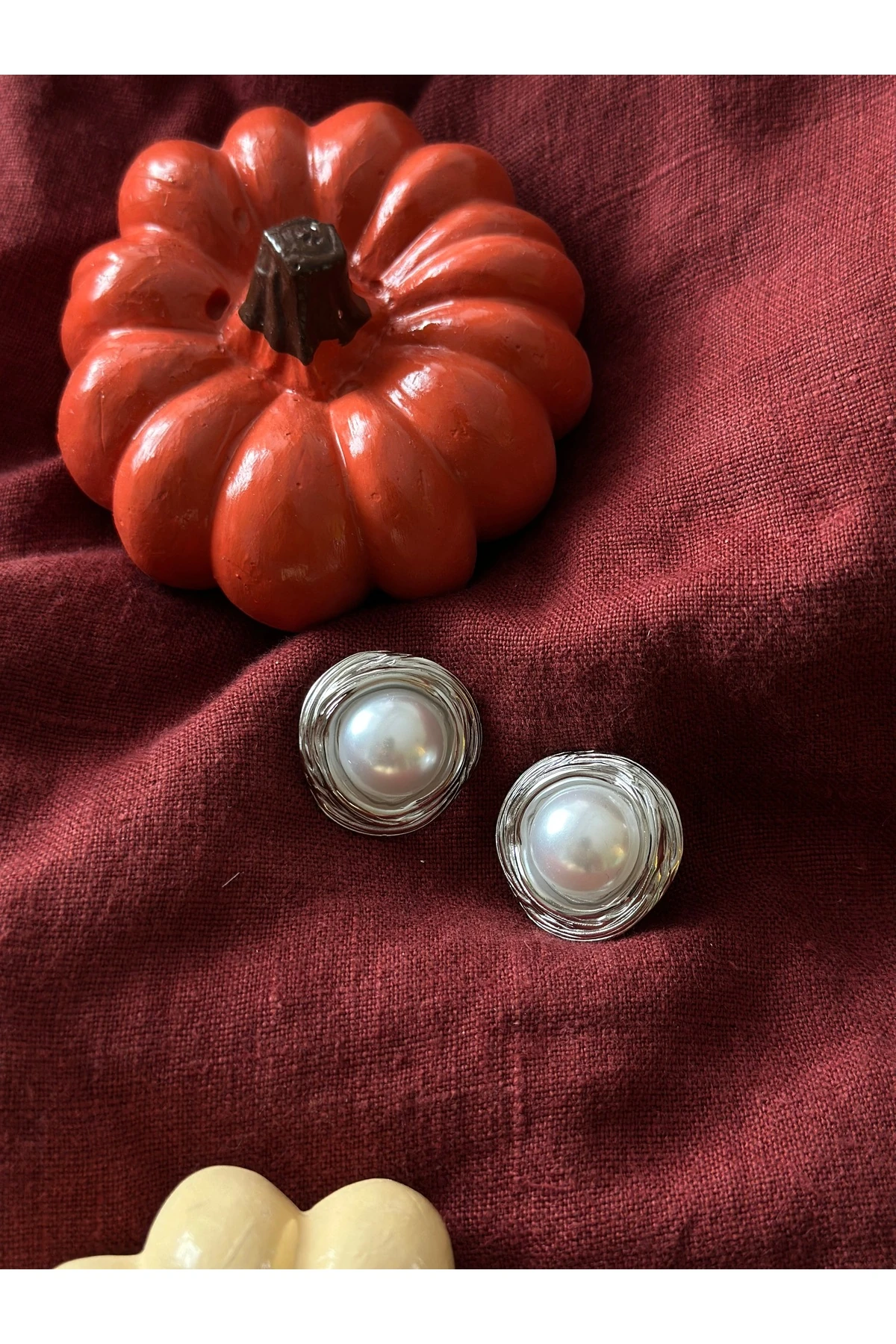 Silver Aurora Pearl Earrings