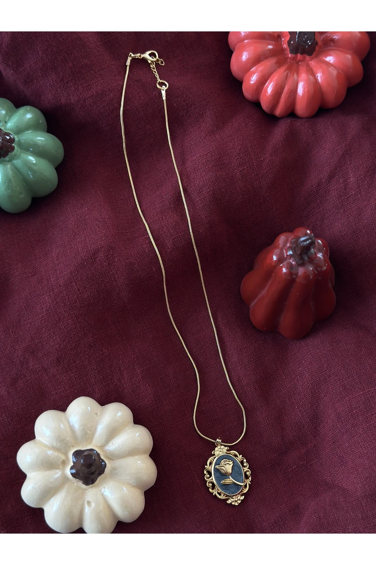 Çiçek Charm Gold Kolye