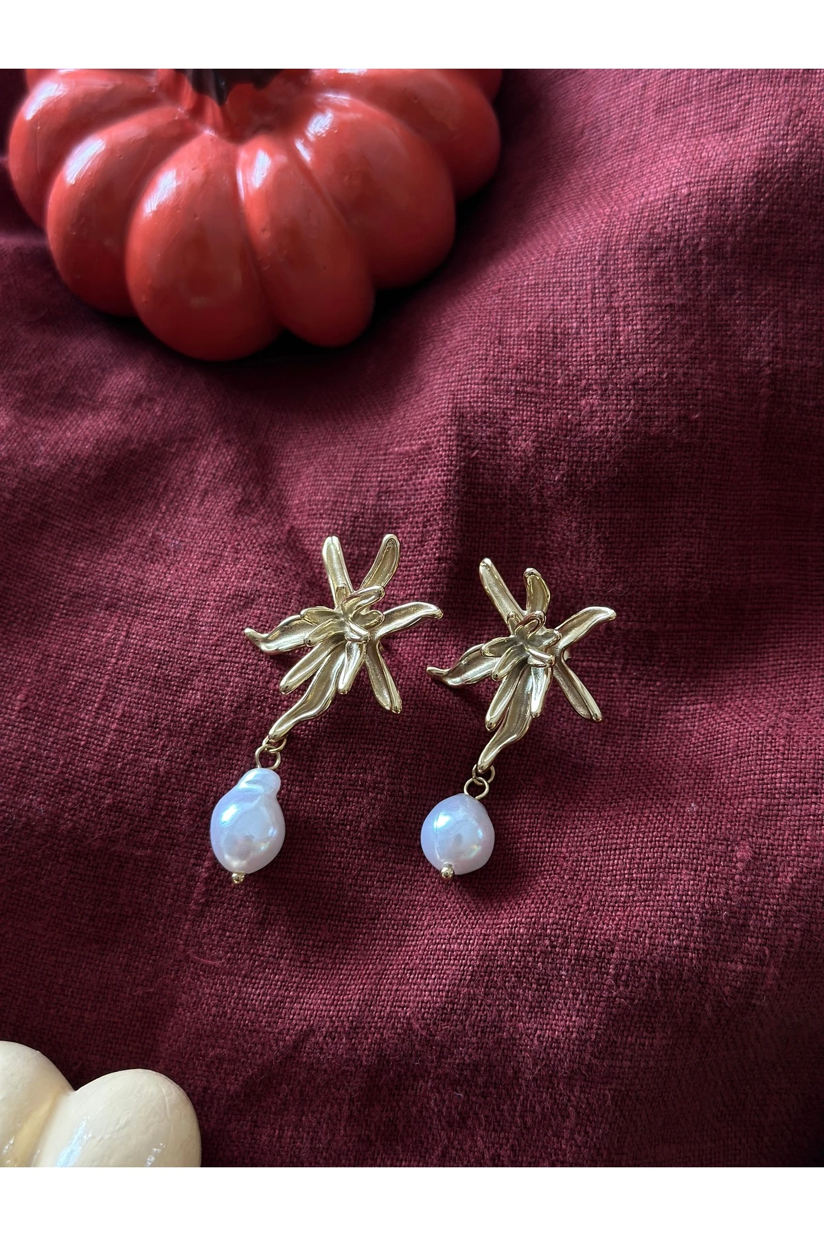 Bloom Pearl Earrings