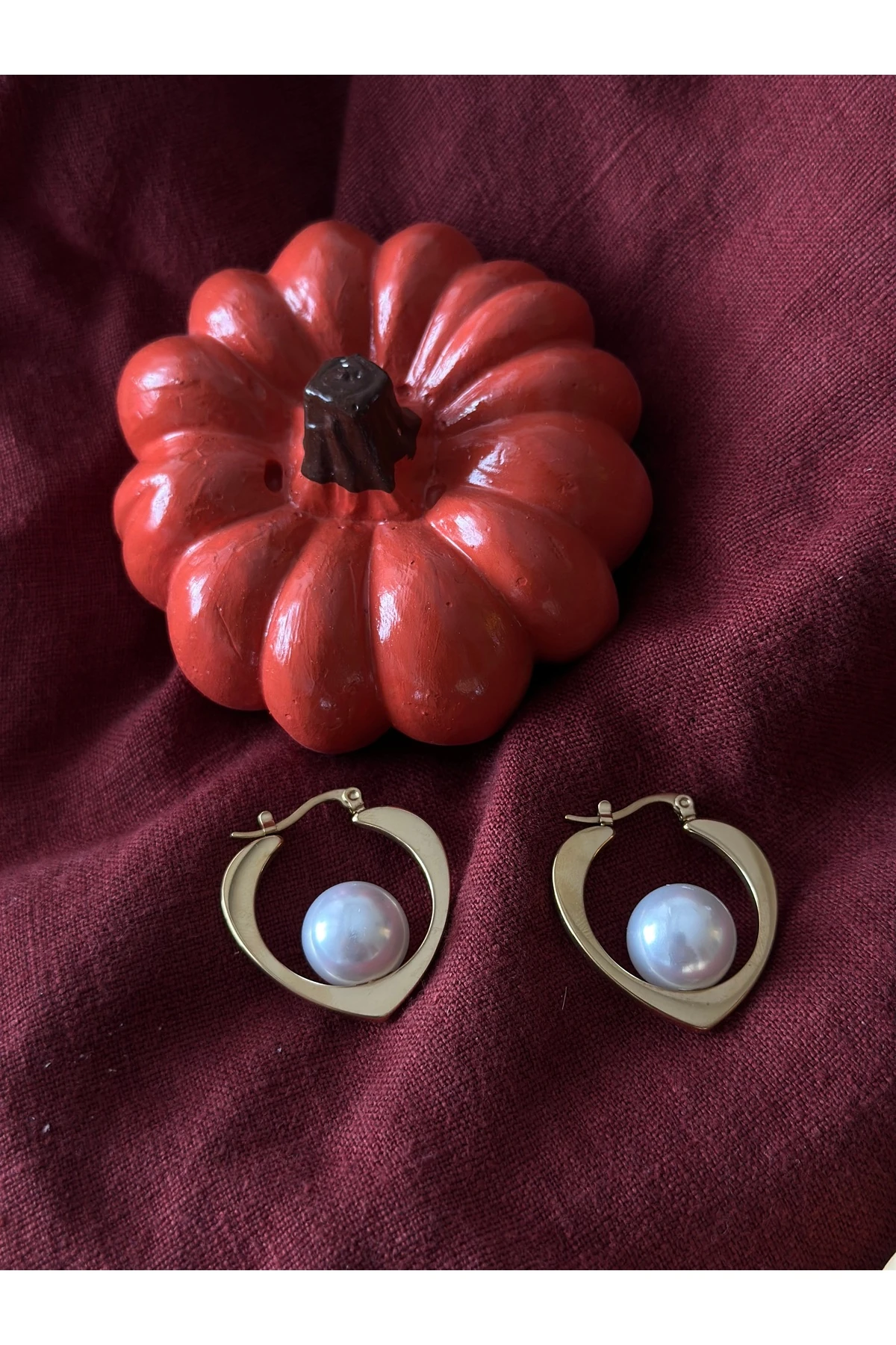 Amora Pearl Earrings