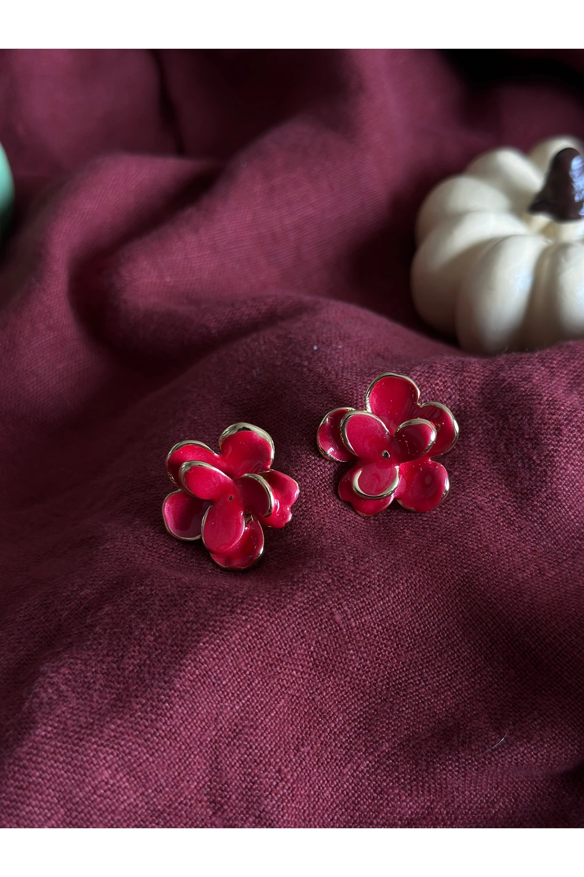 Kırmızı Çiçek Küpe