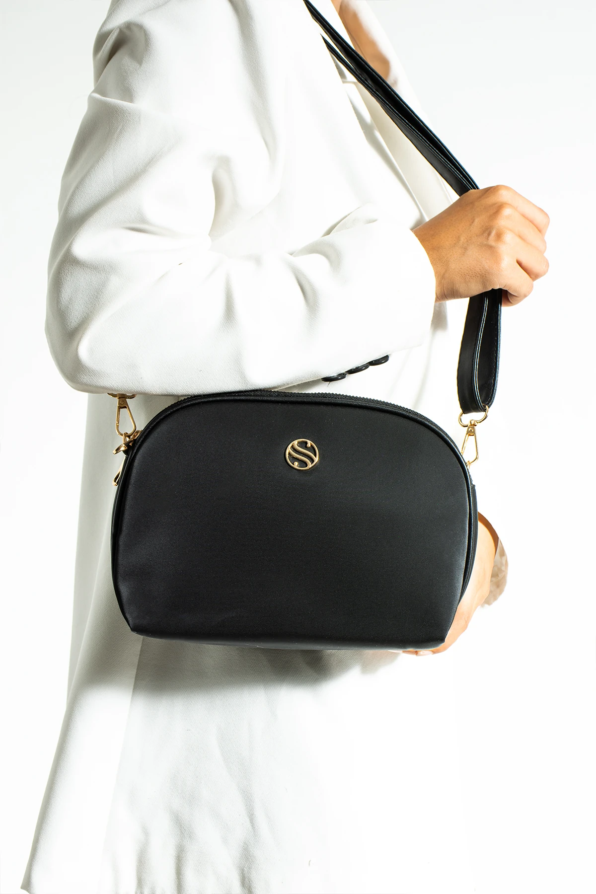 Vatikan Çapraz Kol Çantası 1298 - Saten Siyah