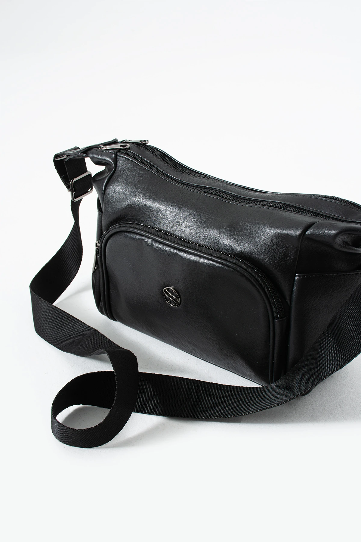 Çapraz Kol Kadın Çantası Edna - Mat Siyah