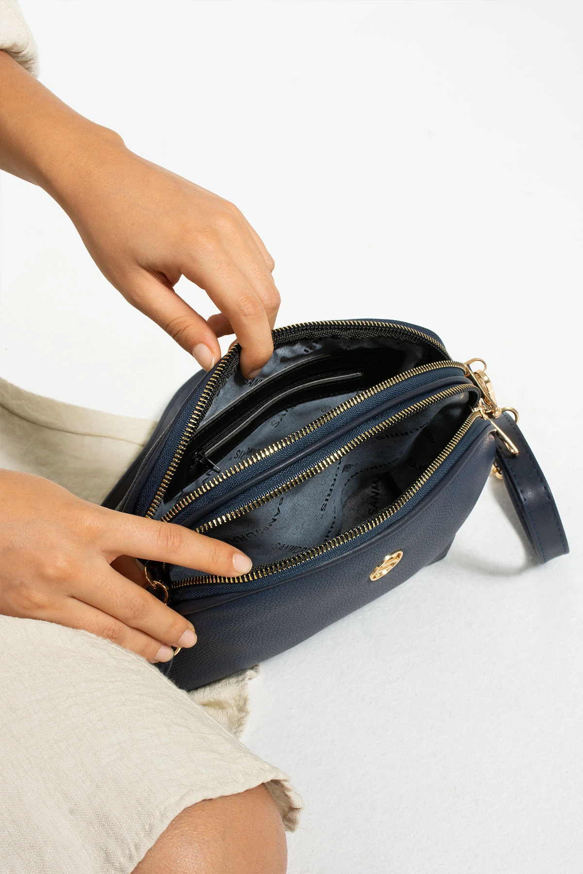 Vatikan Çapraz Kol Çantası 1298 - Lacivert