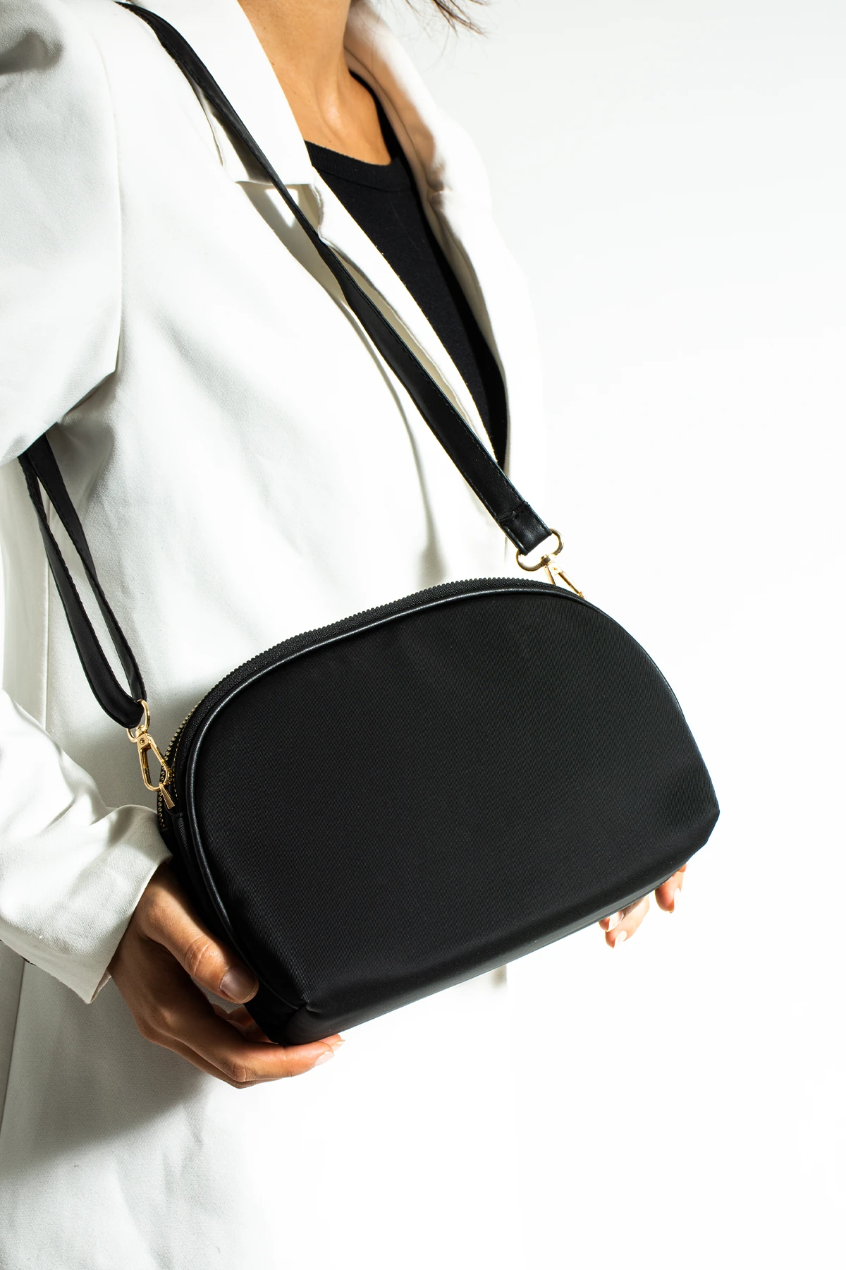 Vatikan Çapraz Kol Çantası 1298 - Saten Siyah