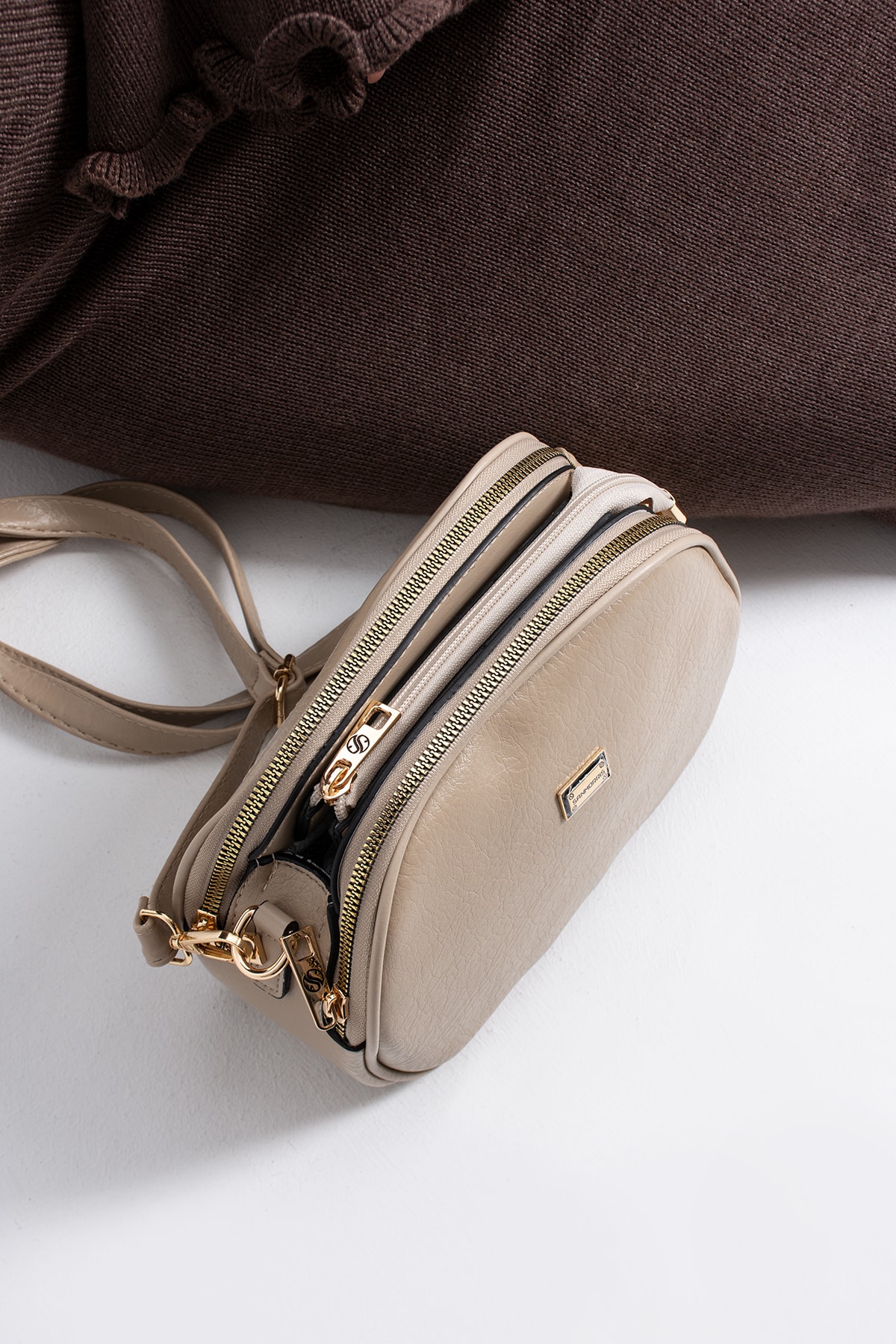 4 Bölme Çapraz Kadın Çantası Ruth 1435 - Mat Kum